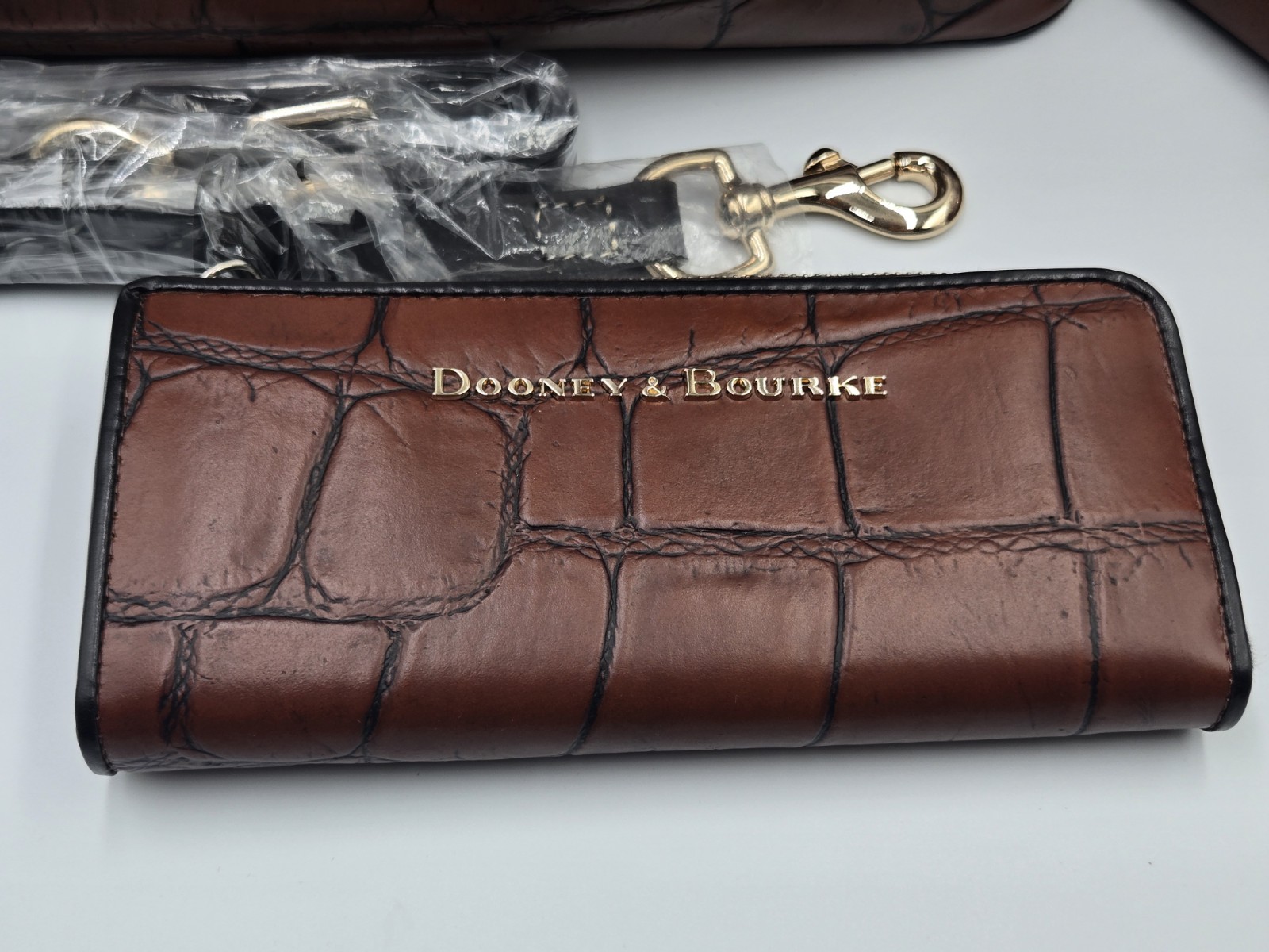 Dooney Bourke Oakdale Crocodile Embossed Brenna Bag Set Of 3 Brown NWOT