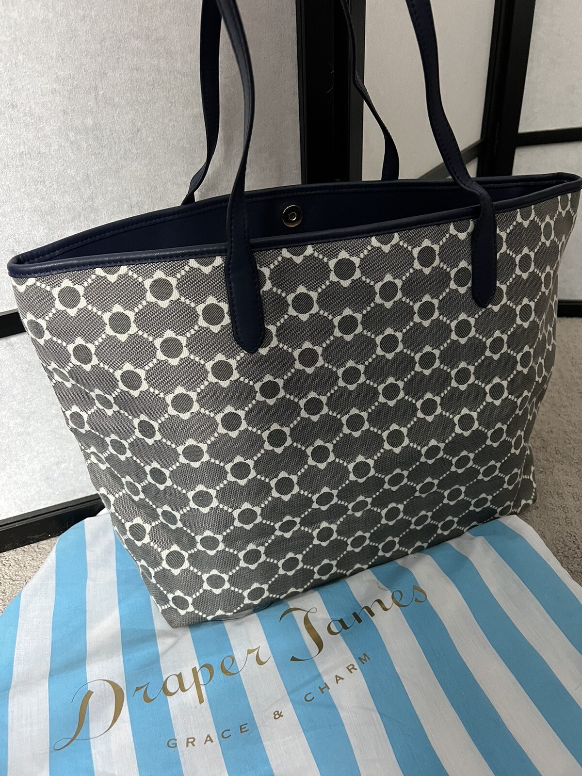 DRAPER JAMES Handbag Tote Gray Navy Floral New NWOT