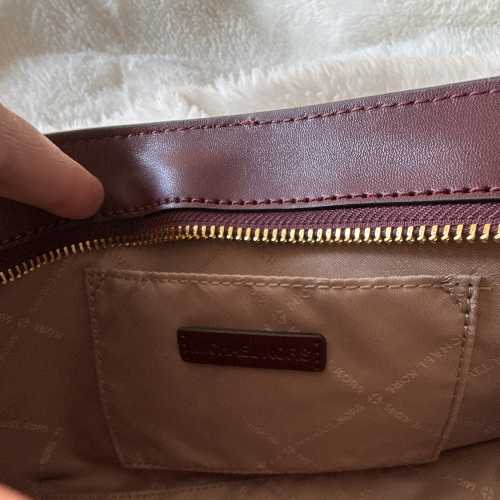 Michael Kors Jet Set Travel Logo Colorblock Zip Crossbody Bag Burgundy Pink