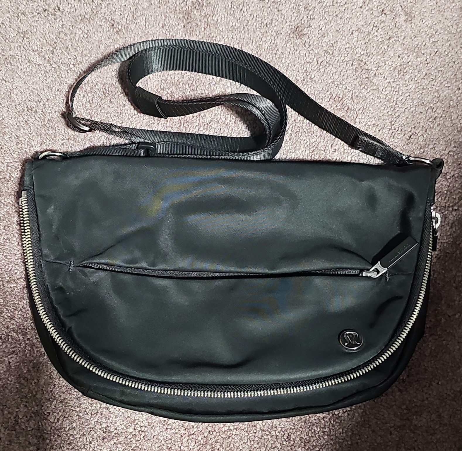 Lululemon Black Crescent Shoulder Bag, Zip Closure, Adjustable Strap, Silver 5L