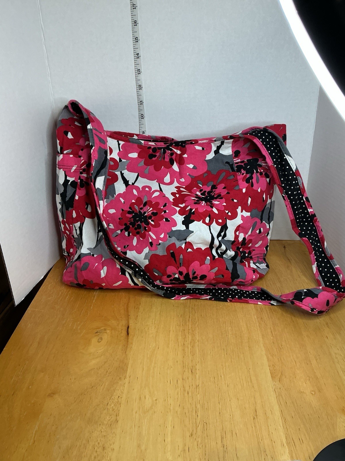 Thirty-One Reversible Bold Bloom Floral Shoulder crossbody HOBO bag