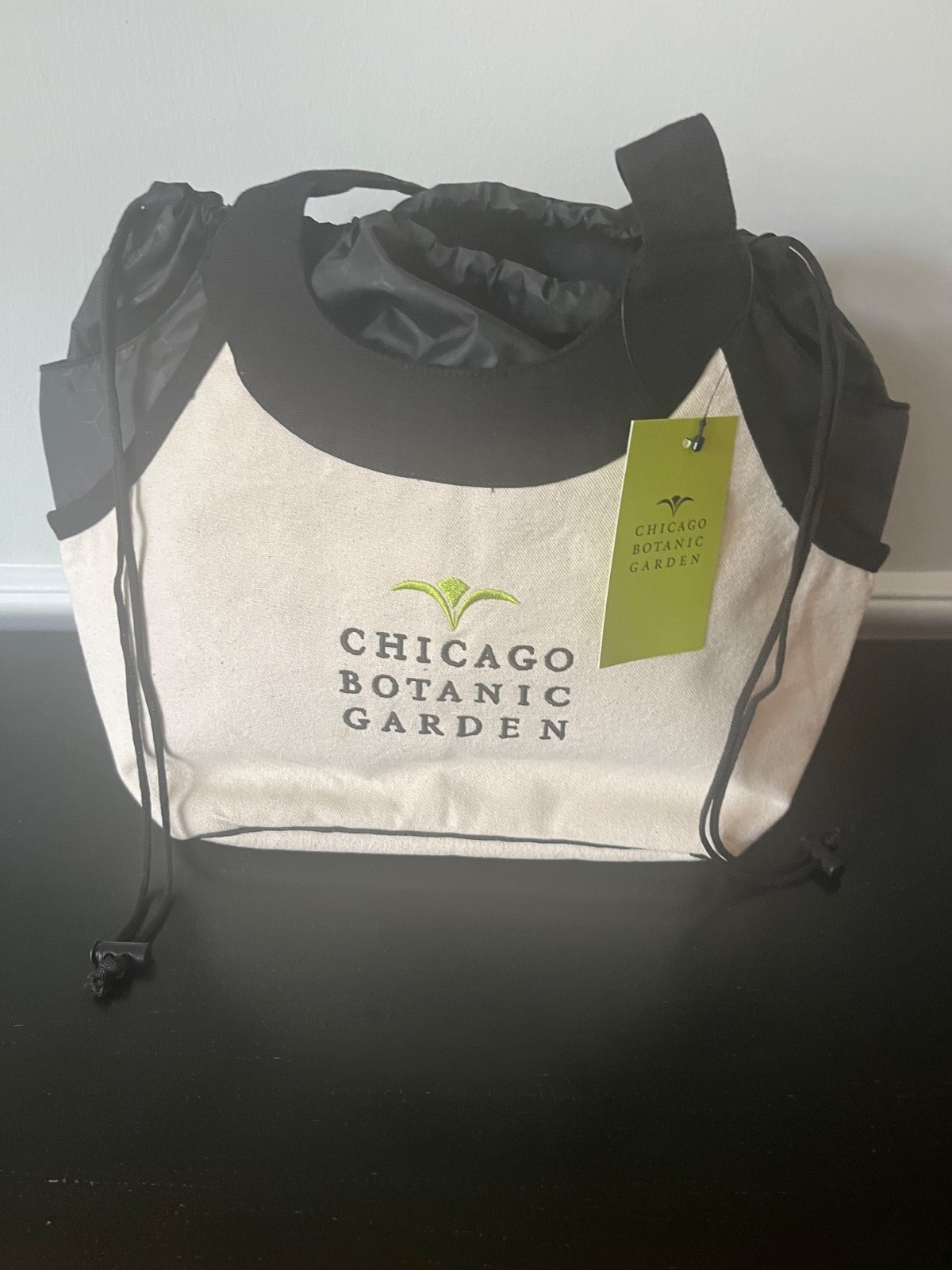 Chicago Botanic Gardens thermos handheld tote – embroidered