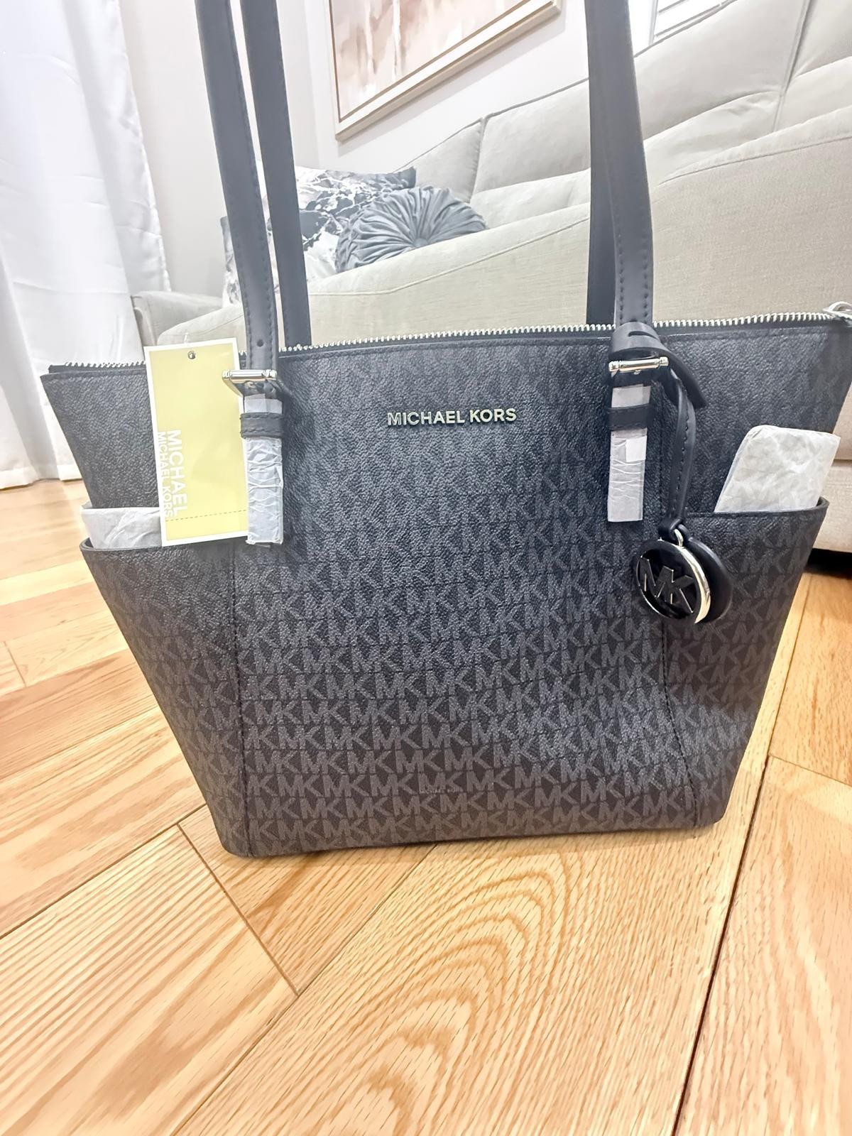 NWT- MICHAEL KORS CHARLOTTE LARGE TOP ZIP TOTE LEATHER BAG BLACK For Women