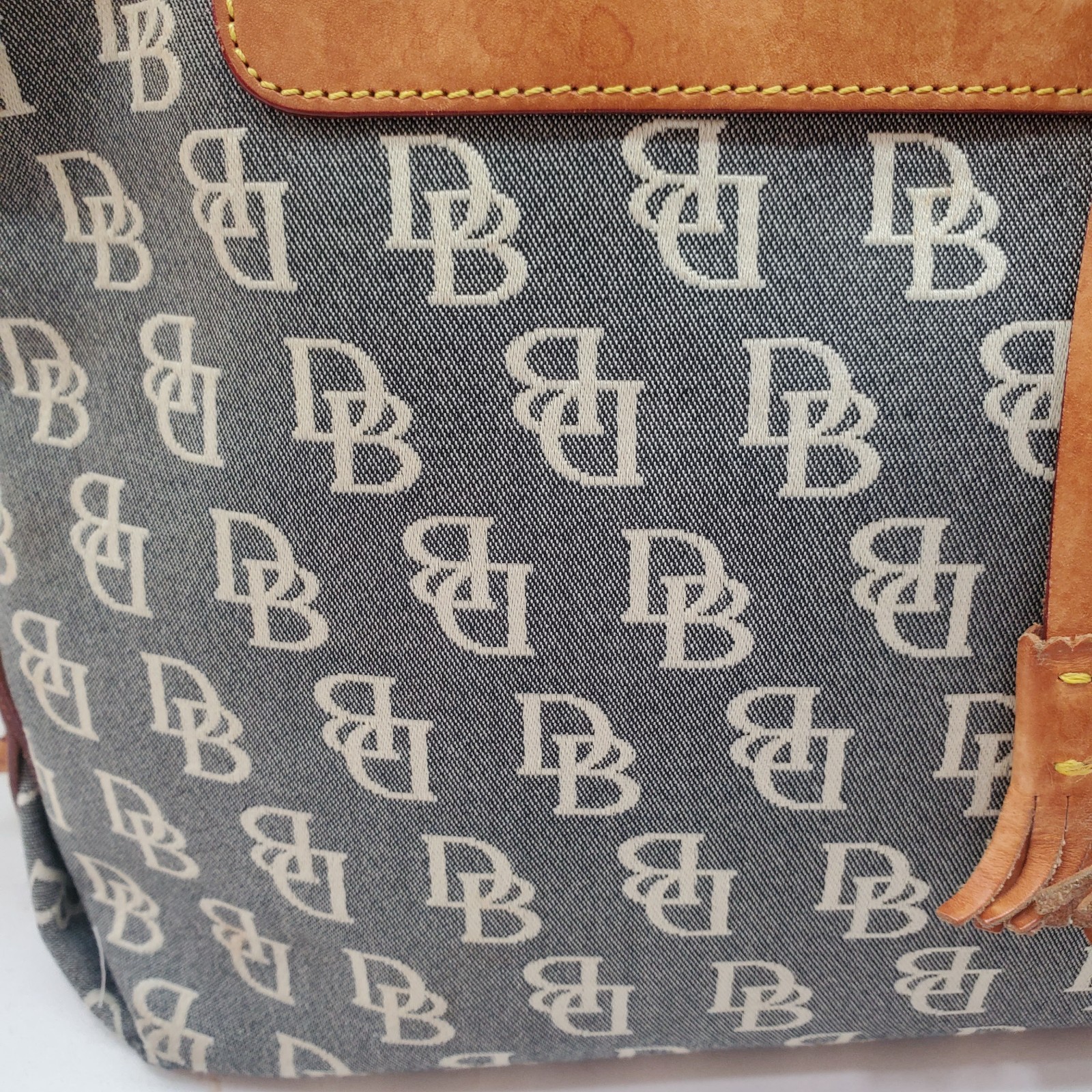 Dooney & Bourke Large Tassel Top Zip Bag Leather &Logo Fabric Double Handle