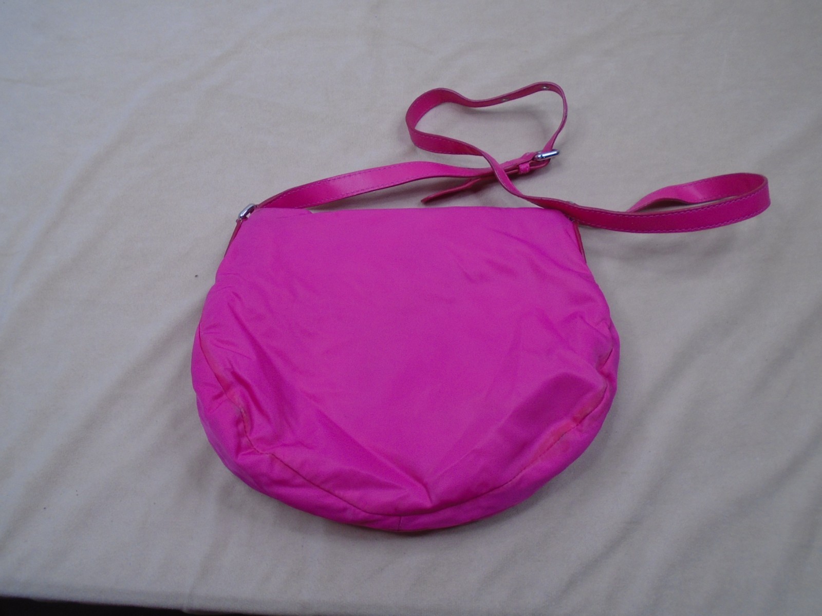 Marc Jacobs Preppy Nylon Mini Natasha Crossbody Bag in hot pink