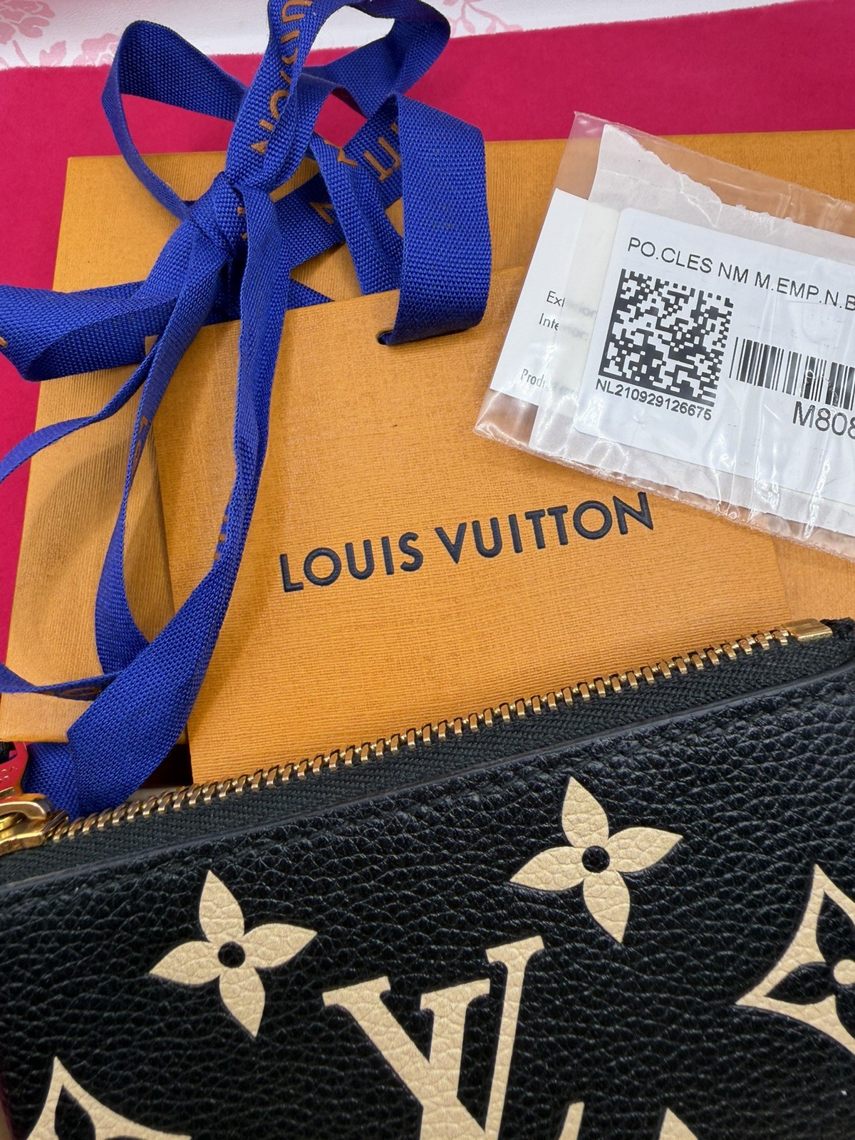 AUTHENTIC Louis Vuitton Wild at Heart Monogram Empreinte Pochette Clés Key Pouch