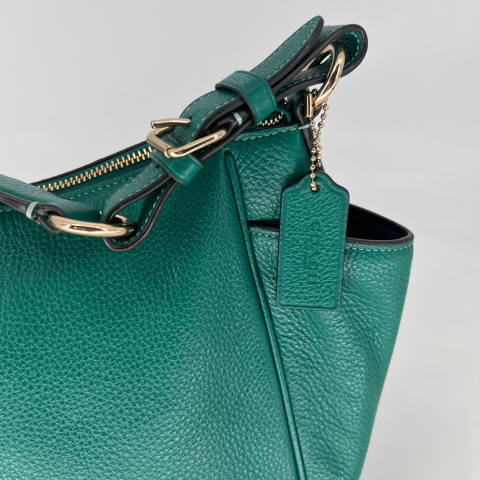 Coach Rori Shoulder Bag Womens Handbag Green Pebbled Leather Crescent C2853