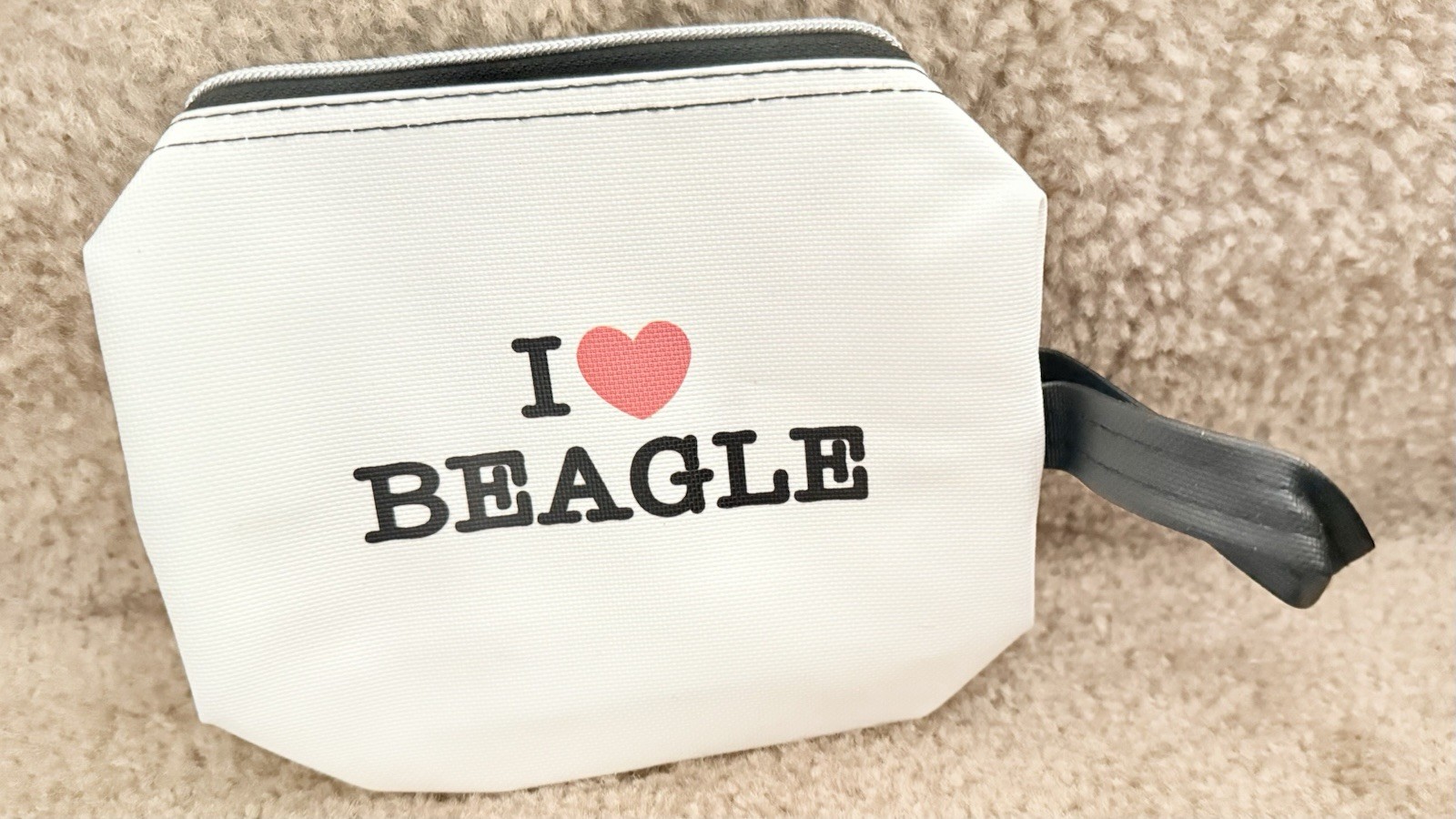 NEW! Beagle I Love Heart Clutch w/ Handle Zip-top Vegan Small Lined Lightweight