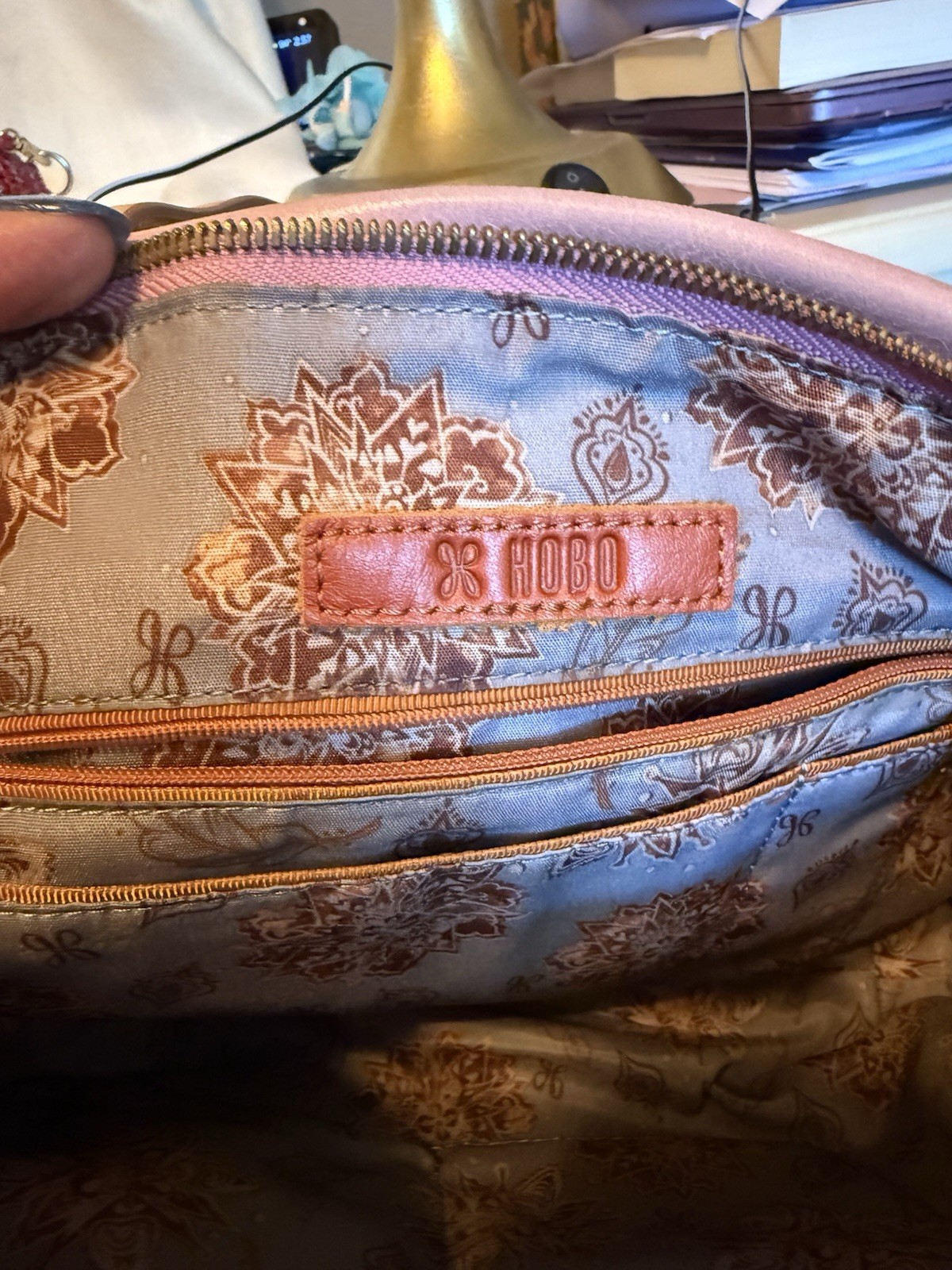 Hobo Pink Shoulder Bag Zip Closure Brown Shoulder Strap Lined Inner Pockets