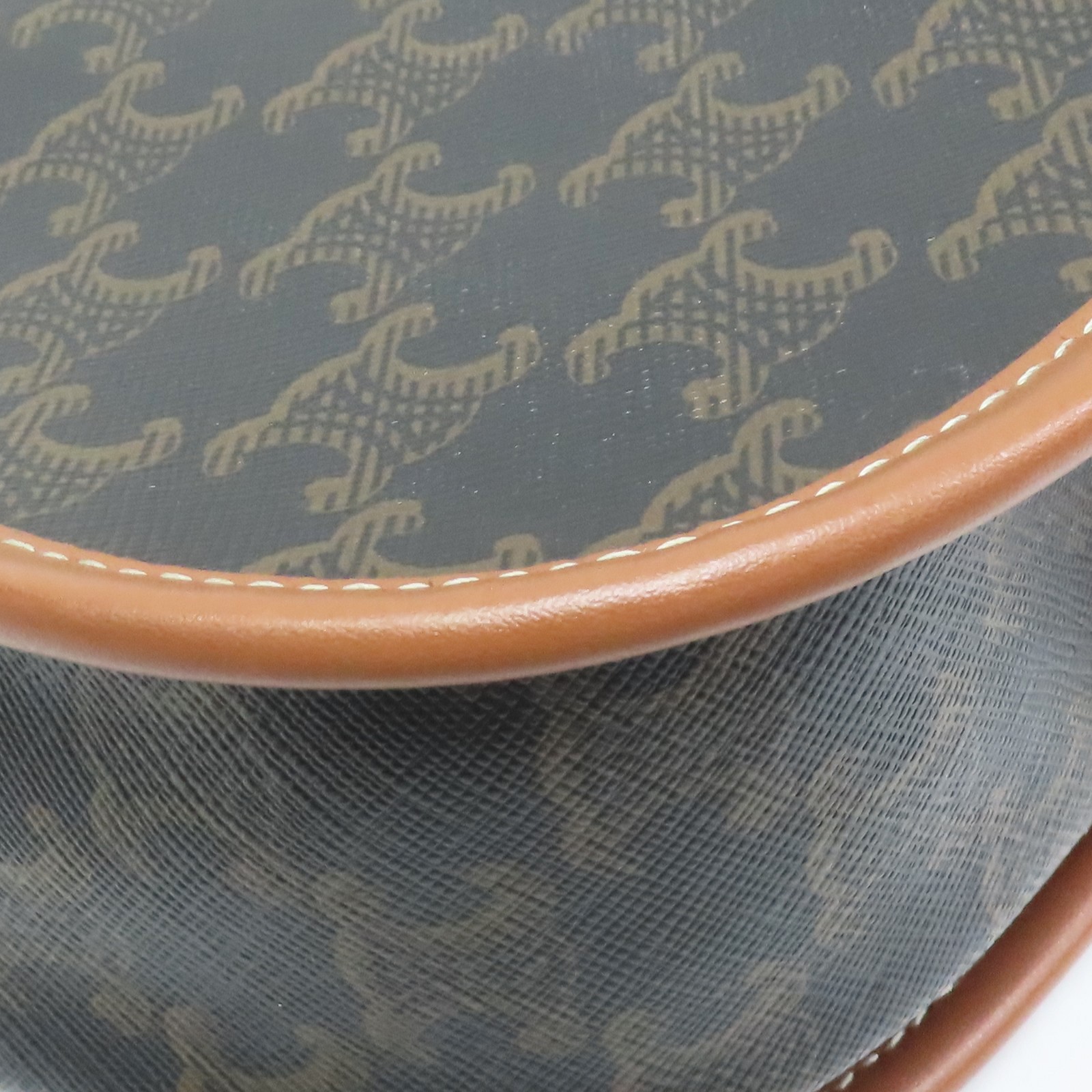 CELINE Folco Shoulder Bag Tan Triomphe Canvas Brown Calfskin 191502BZJ.04LU
