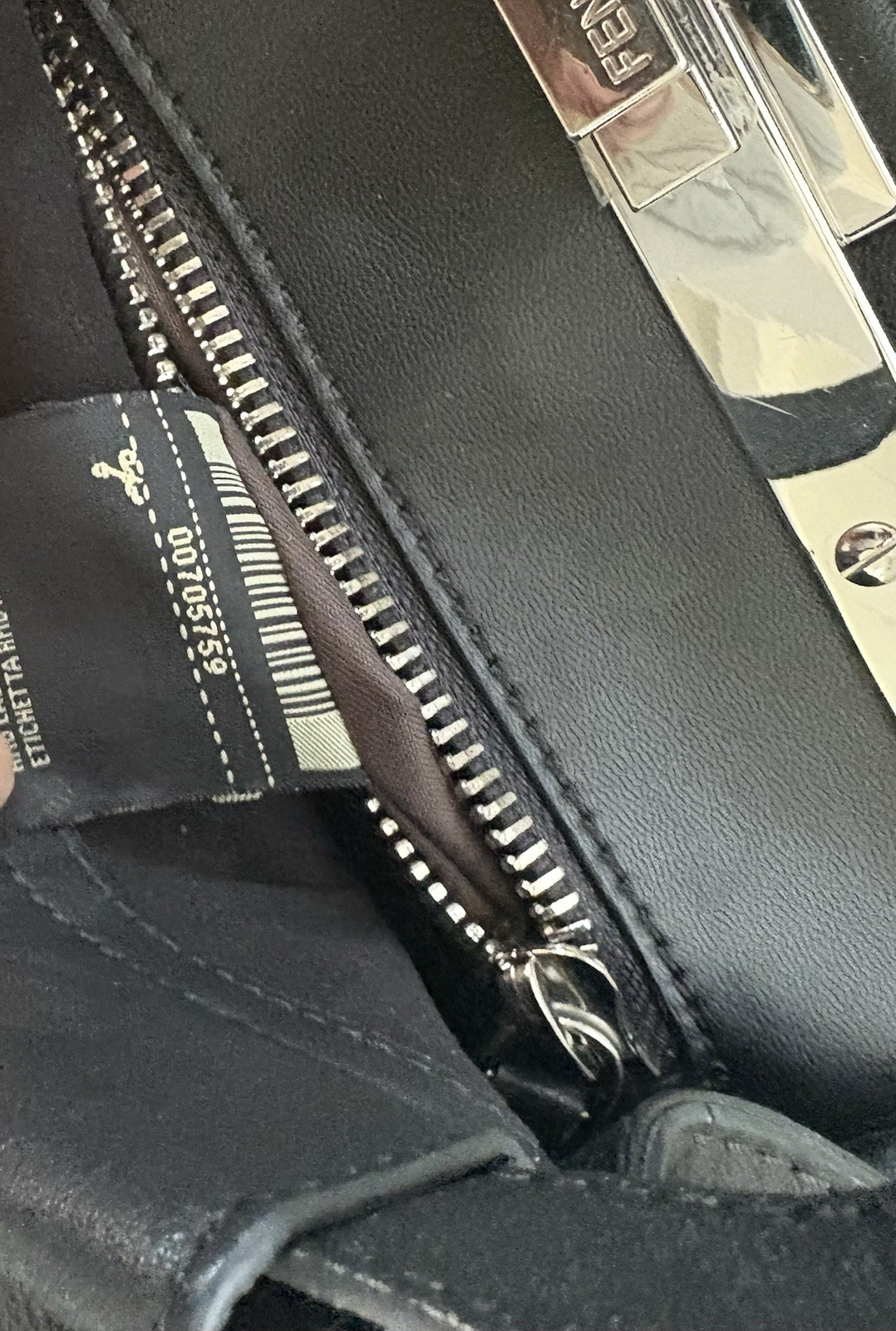 fendi peekaboo bag medium