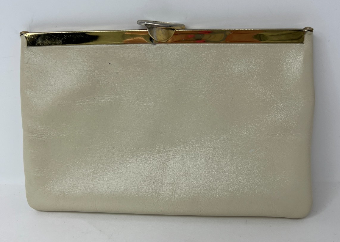 Vintage Etra Off White Clutch Envelope Purse Evening Bag Gold Tone Strap