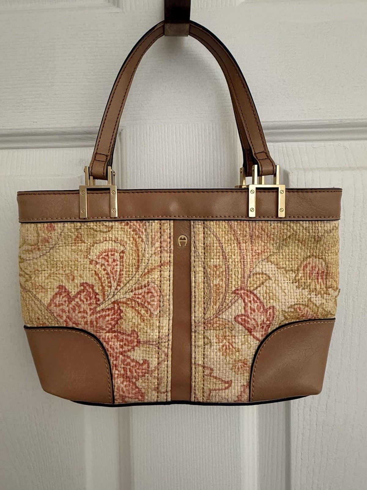 Vintage Etienne Aigner Women’s Purse / Handbag Woven Straw Floral Pattern