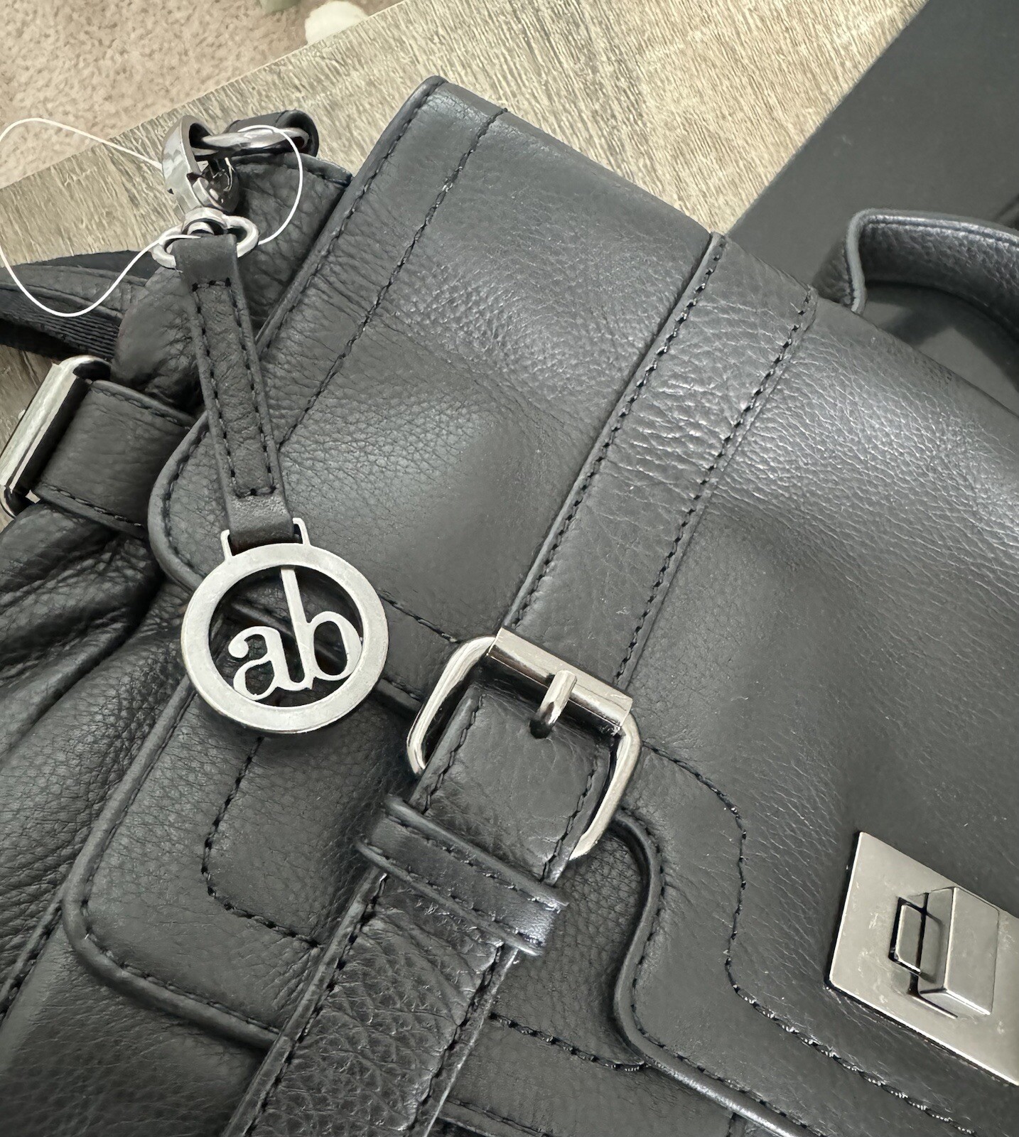 NWT Audrey Brooke Genuine Leather Messenger Bag/Purse/Crossbody