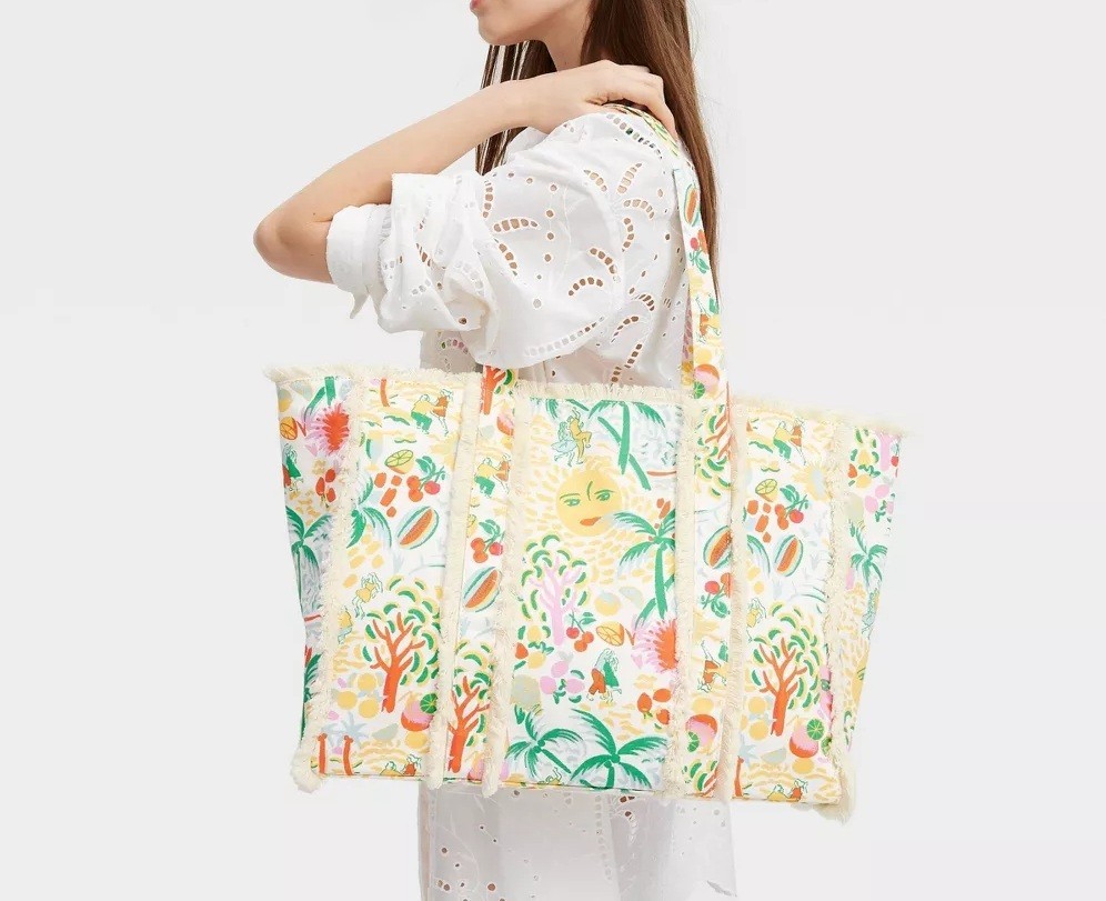 Roller Rabbit x Target Vacation Fringe Canvas Tote Bag & Stacked Snacklebox Set