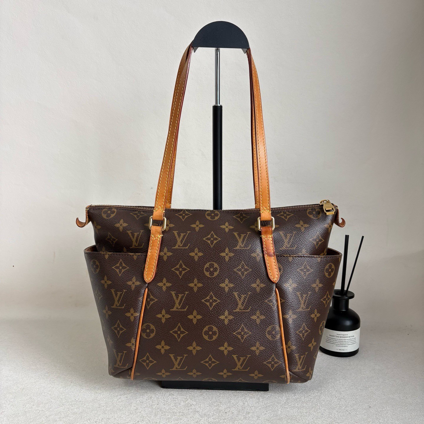 Louis Vuitton Monogram Totally PM Tote Shoulder Bag Zip Top M56688 Vachetta