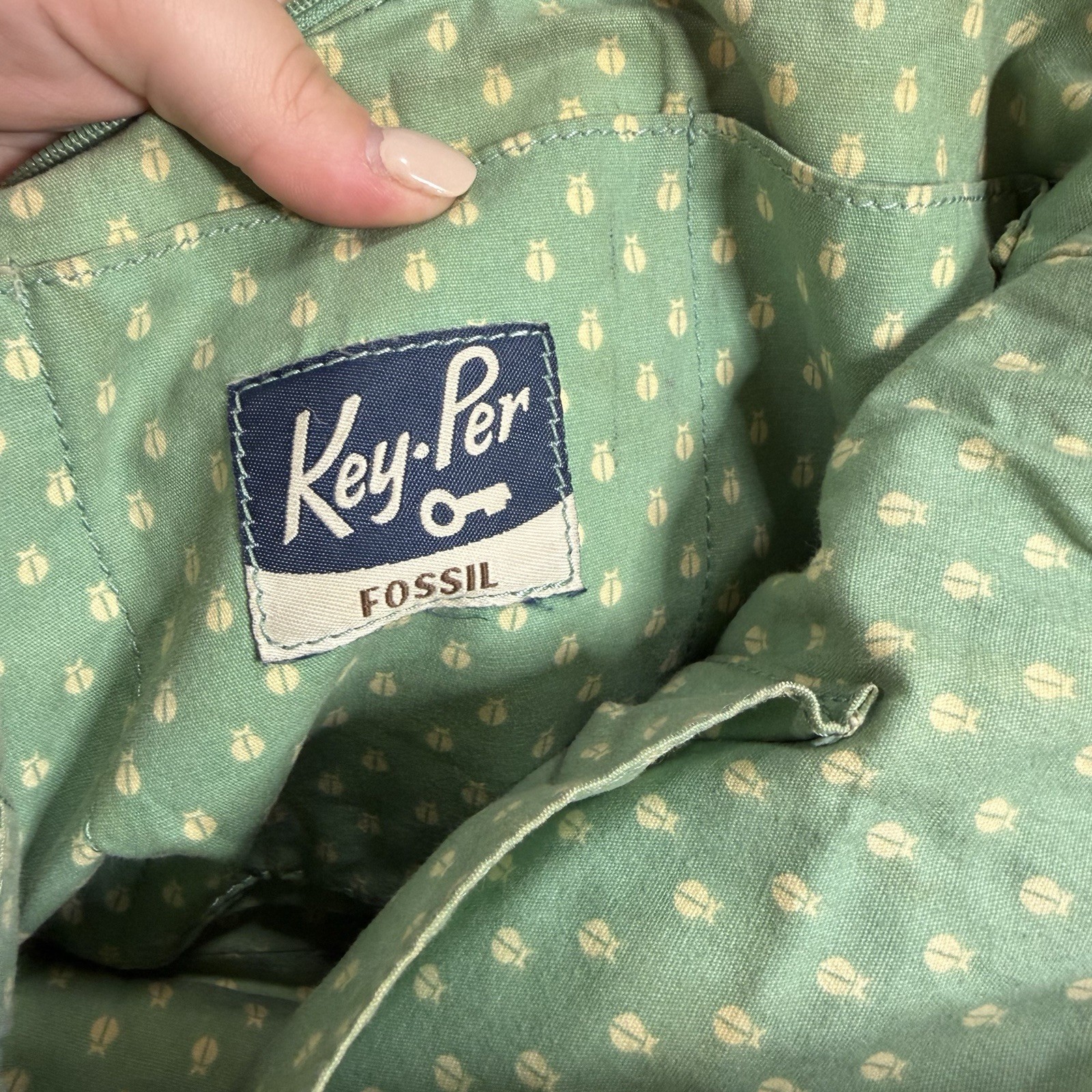Fossil Key-Per Women’s Navy Tote Bag Purse Leather Cream Straps Quilted Fabric