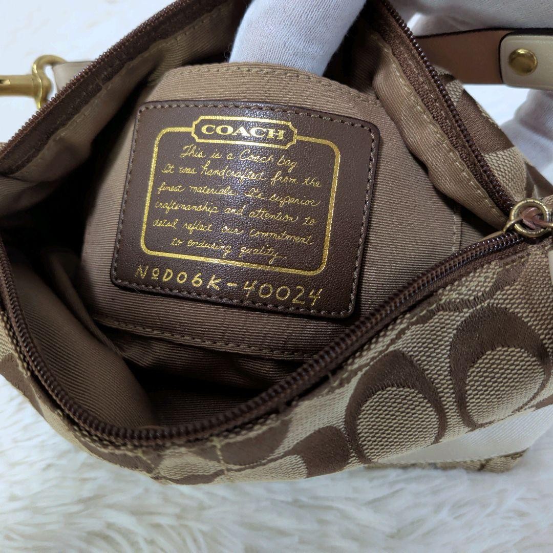 Vintage COACH one Shoulder Bag Signature