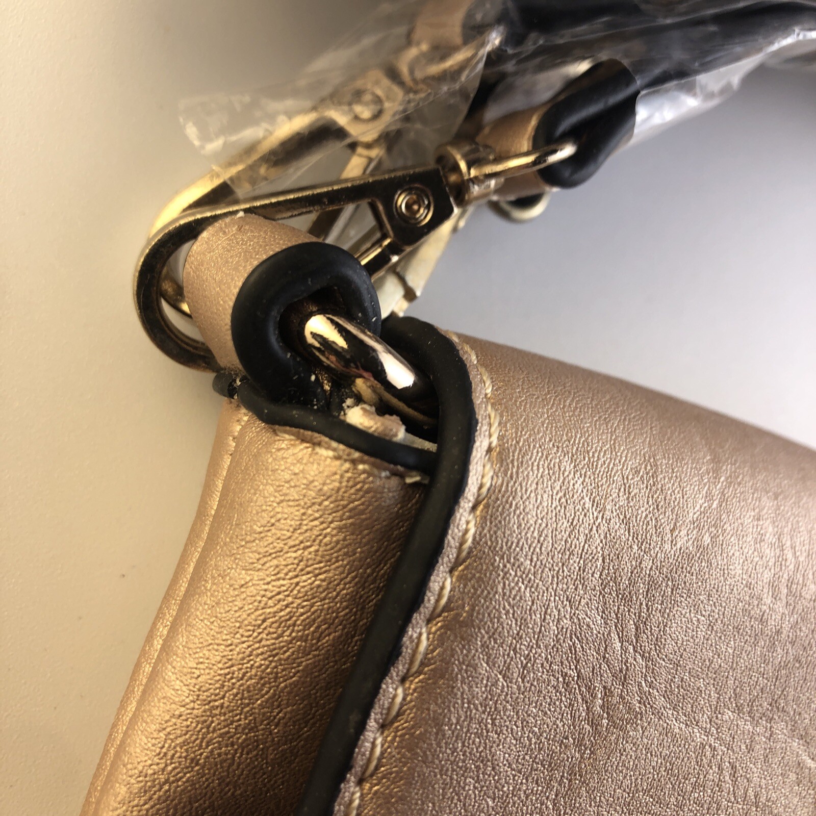 Handbag Republic Purse w/tags but worn lead-free friendly