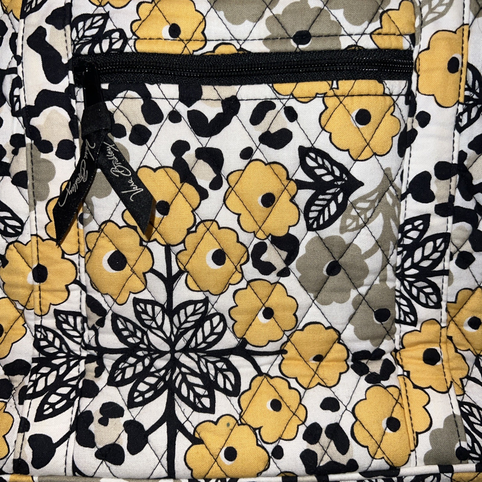 Vera Bradley – 17 inch Laptop Computer Grand Tote Bag yellow, black, gray