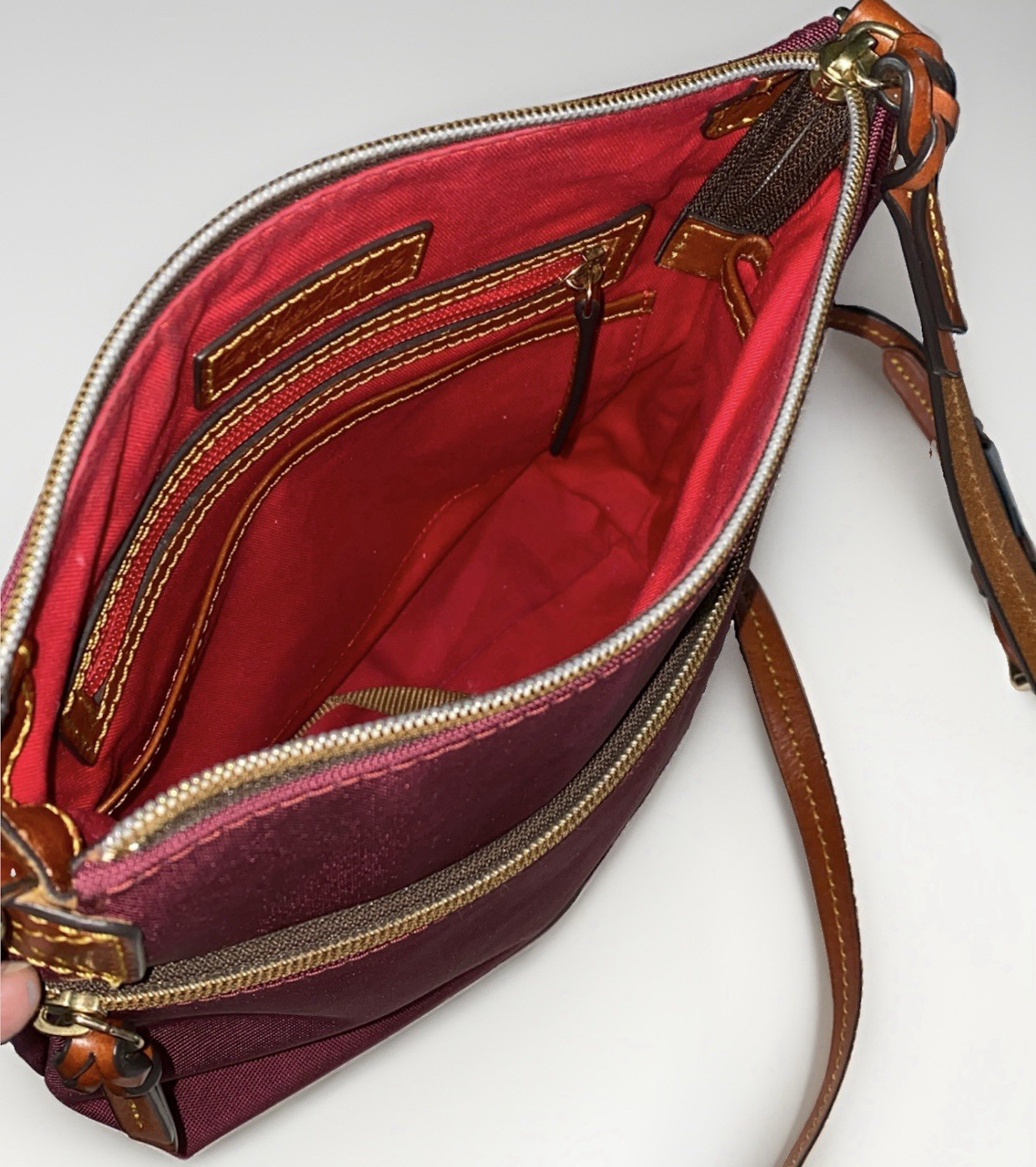 Dooney Bourke Cranberry Nylon Crossbody Bag Leather Trim Buckled Strap duck Logo