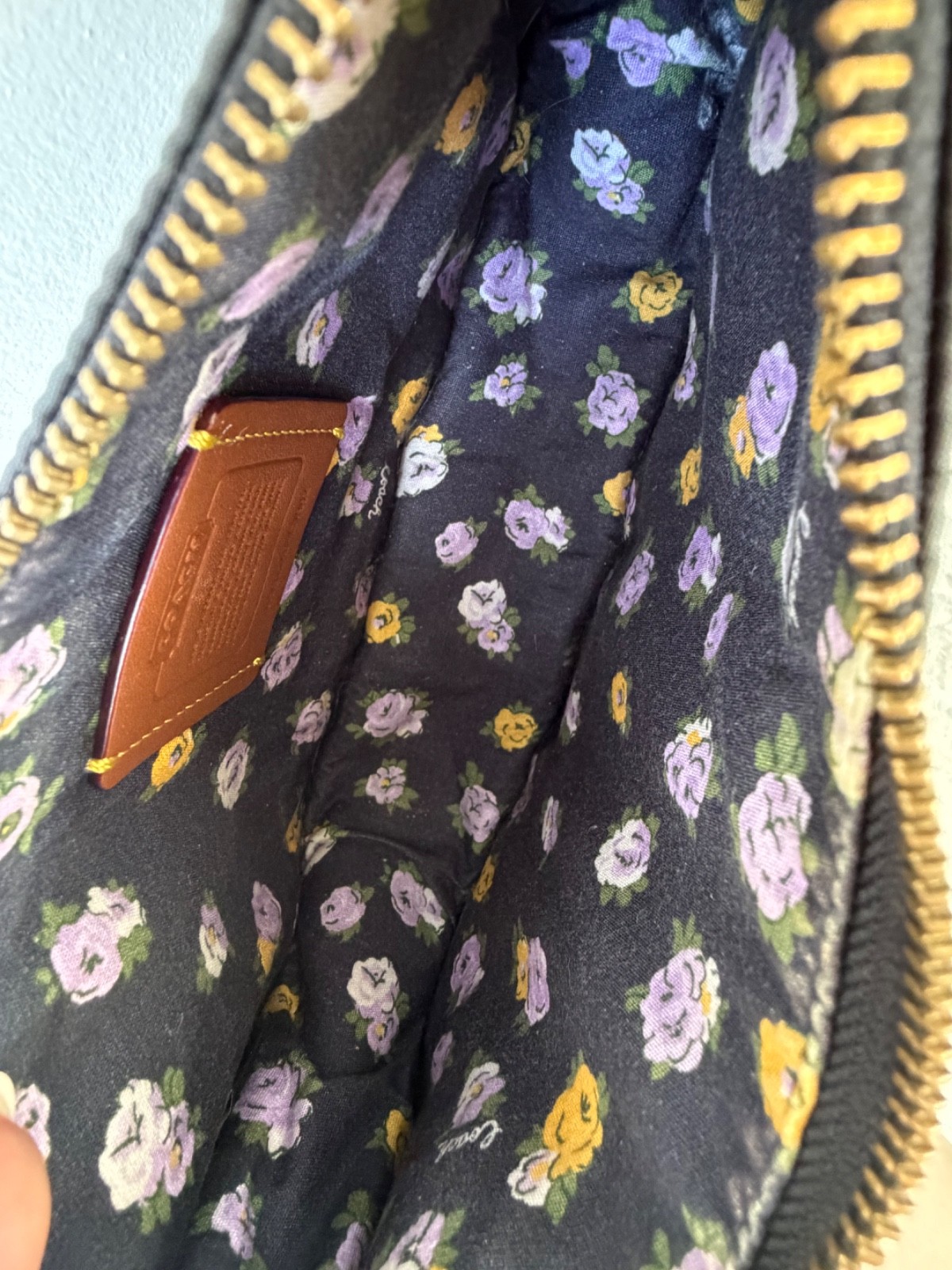 Vintage Coach Swinger Bag in Nylon with Rose Print Interior – Style C1982