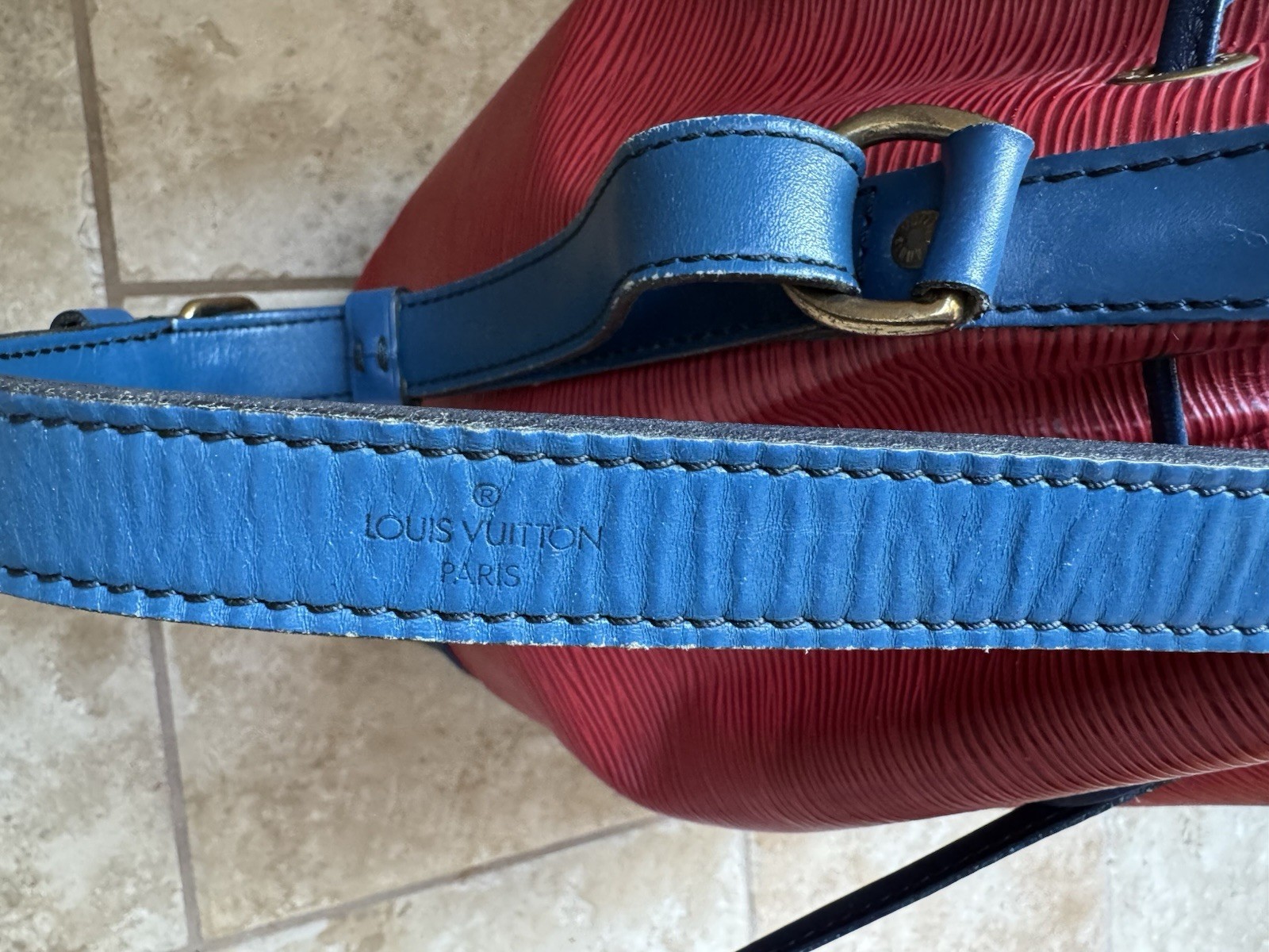 Louis Vuitton Authentic Large Epi Leather Noe GM In Blue, Red And Green