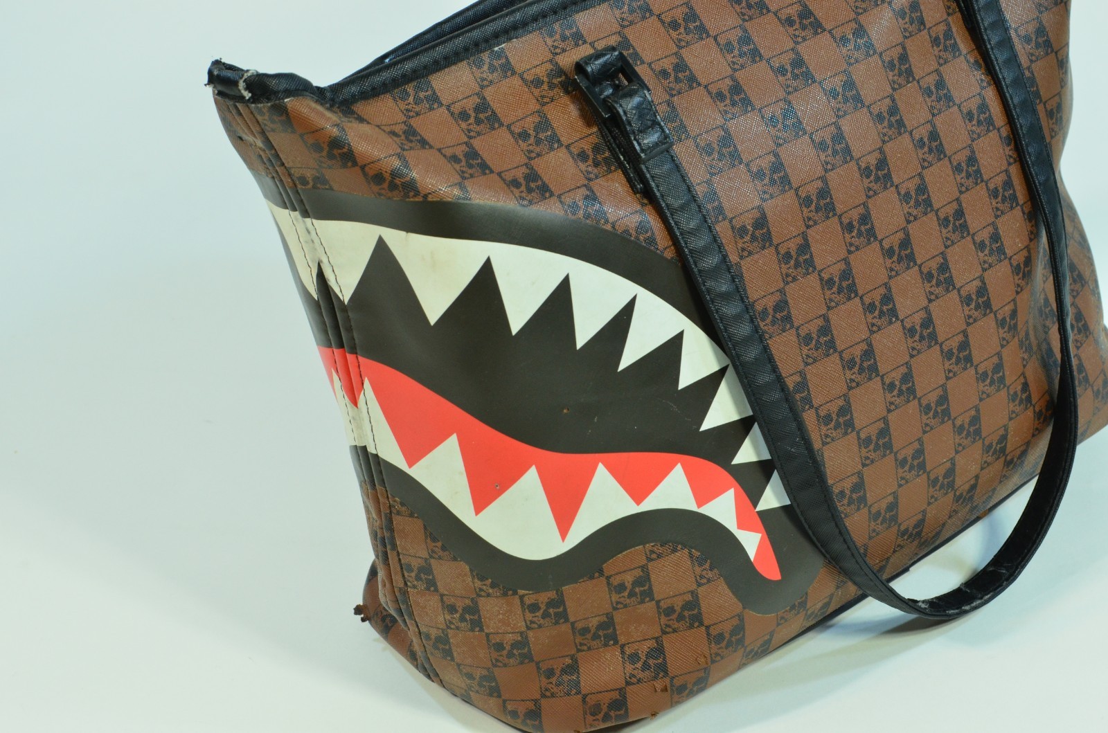 Sprayground Shark Skulls Checkerboard Brown Purse Bag Tote Rare