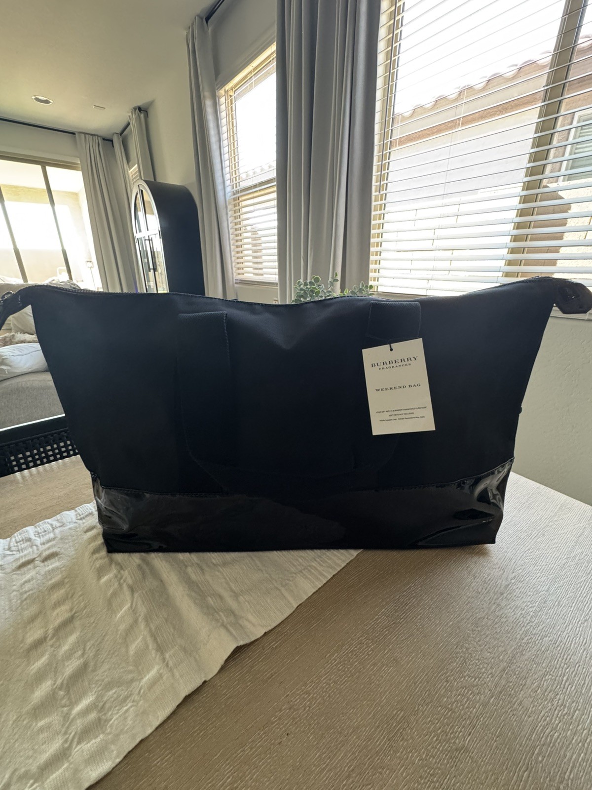 BURBERRY FRAGRANCES Overnight LARGE TRAVEL WEEKEND BAG