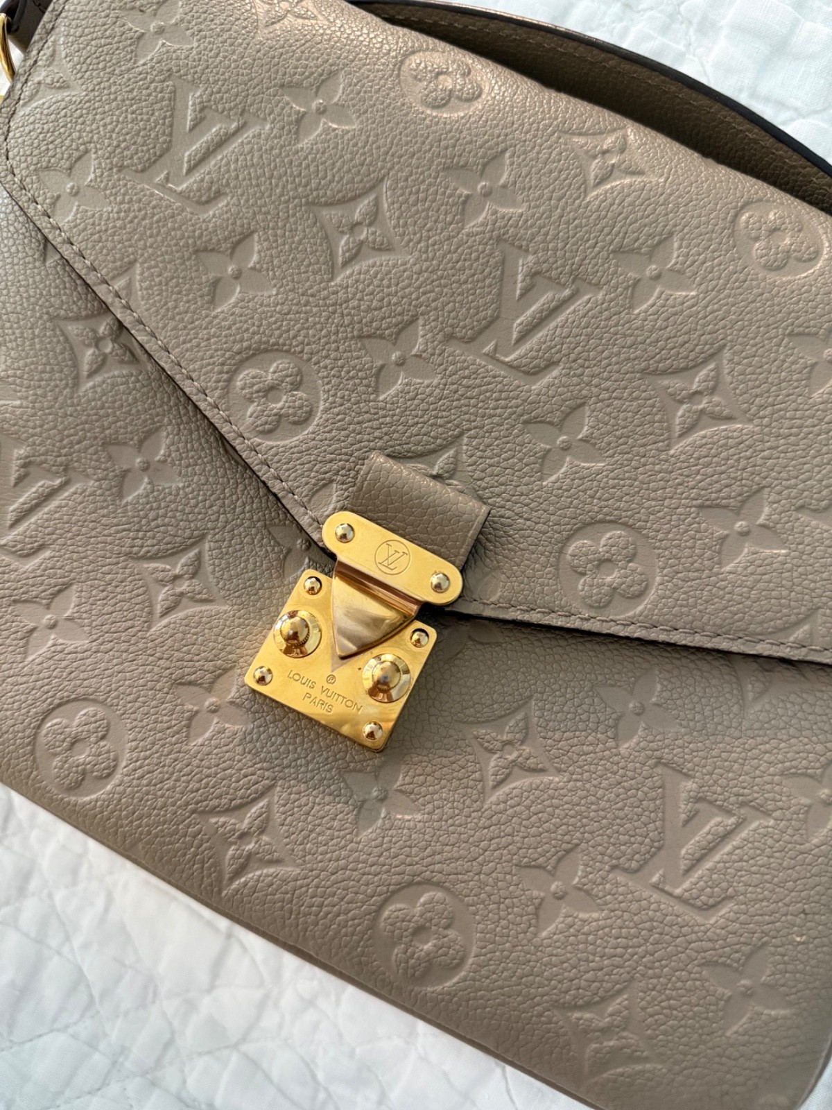 Louis Vuitton Monogram Empreinte Pochette Metis Turtledove Cross Body Bag