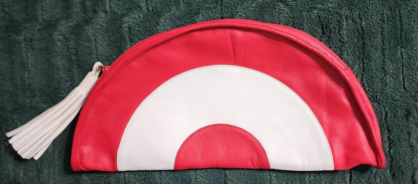 Brio Half Circle Half Moon Red White Bullseye Purse Handbag 1970s Vintage