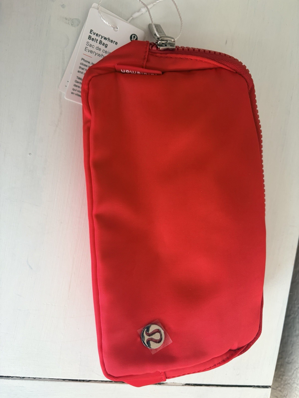 Lululemon Everywhere Women’s Belt Bag – Red