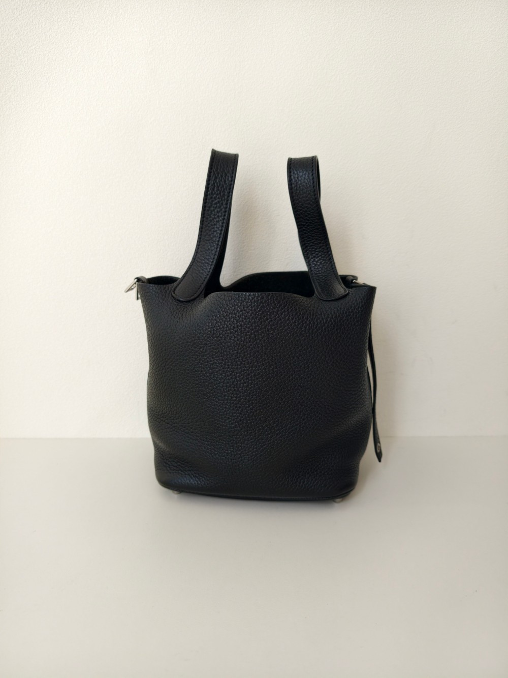 HERMÈS Picotin Lock 18 Black Togo Calfskin Gold Plated Hardware Top Handle Bag