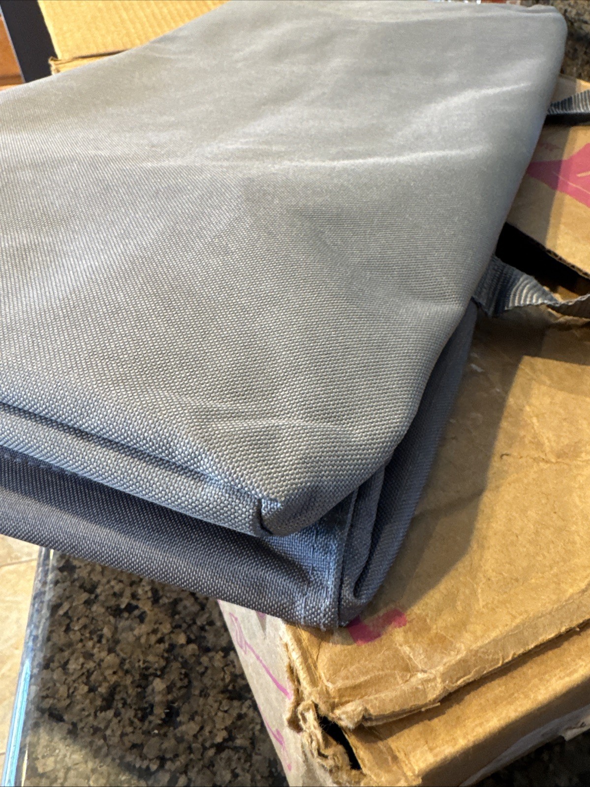 Thirty-One Gifts Medium/Light Utility Gray Tote 22” x 9″