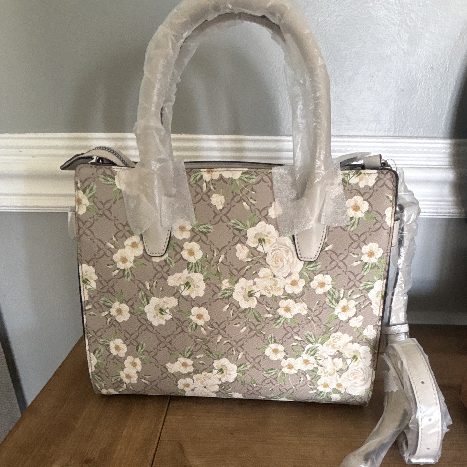 Nine West Floral Beige/White/Green Satchel Top Handle Zip Crossbody Strap