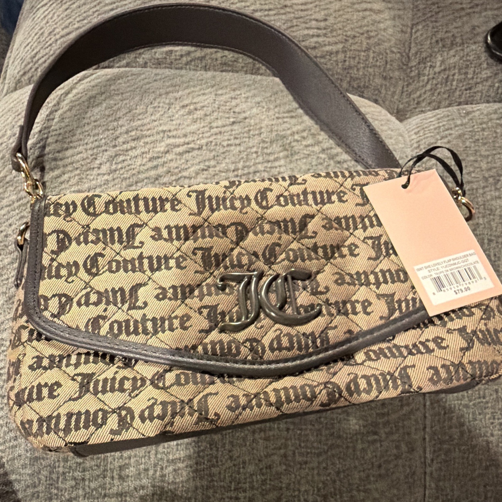 Juicy Couture Beige/Black Logo Shoulder Bag Gold Chain Snap Closure Lined