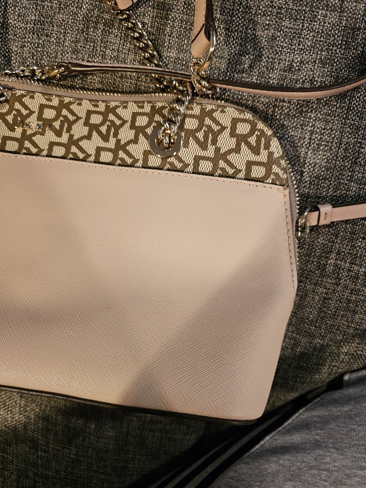 DKNY Signature Brown, Beige And Pink Shoulder Bag With Chain Strap