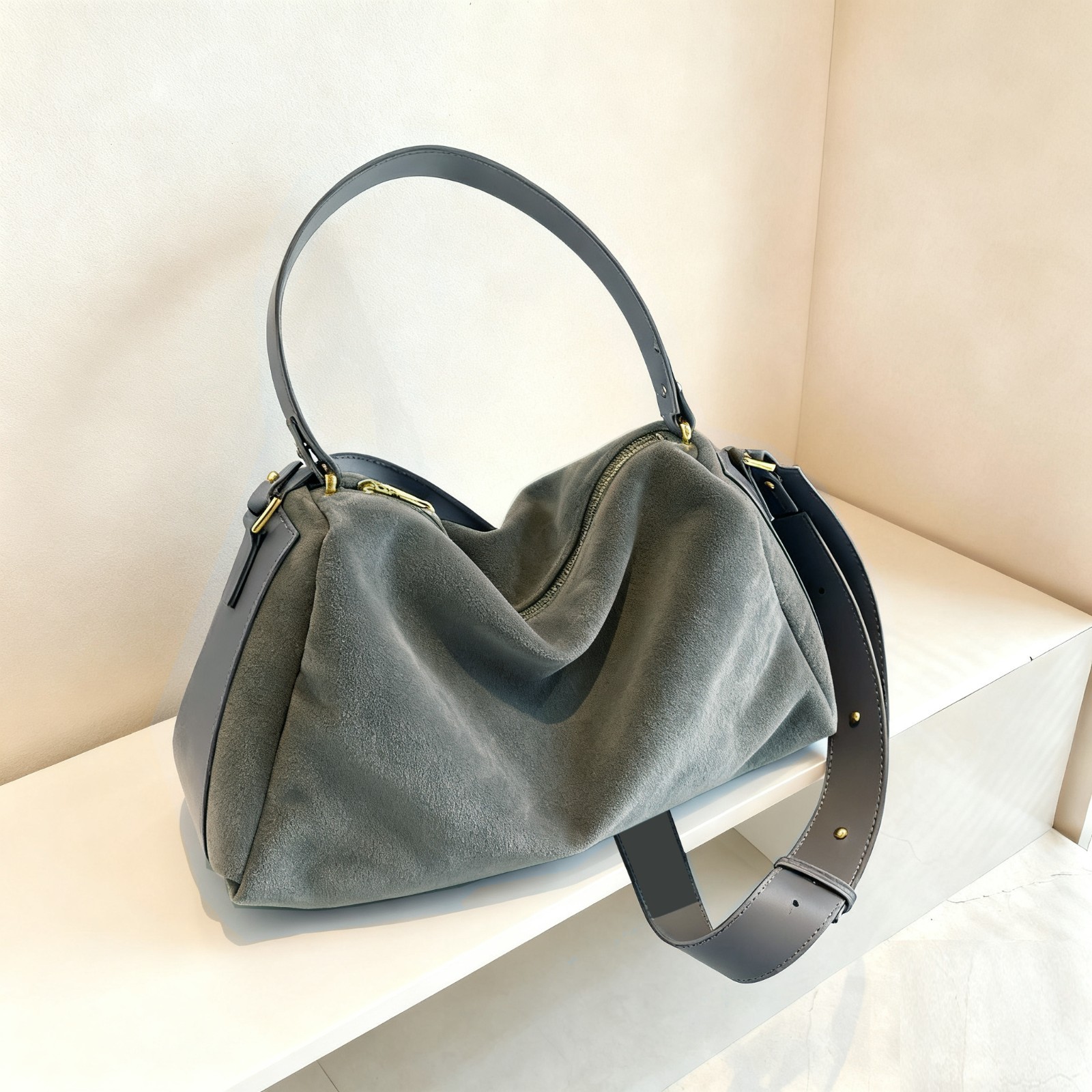 Retro Shoulder Bag Handbag, Women’s Large Capacity Crossbody Tote Purse