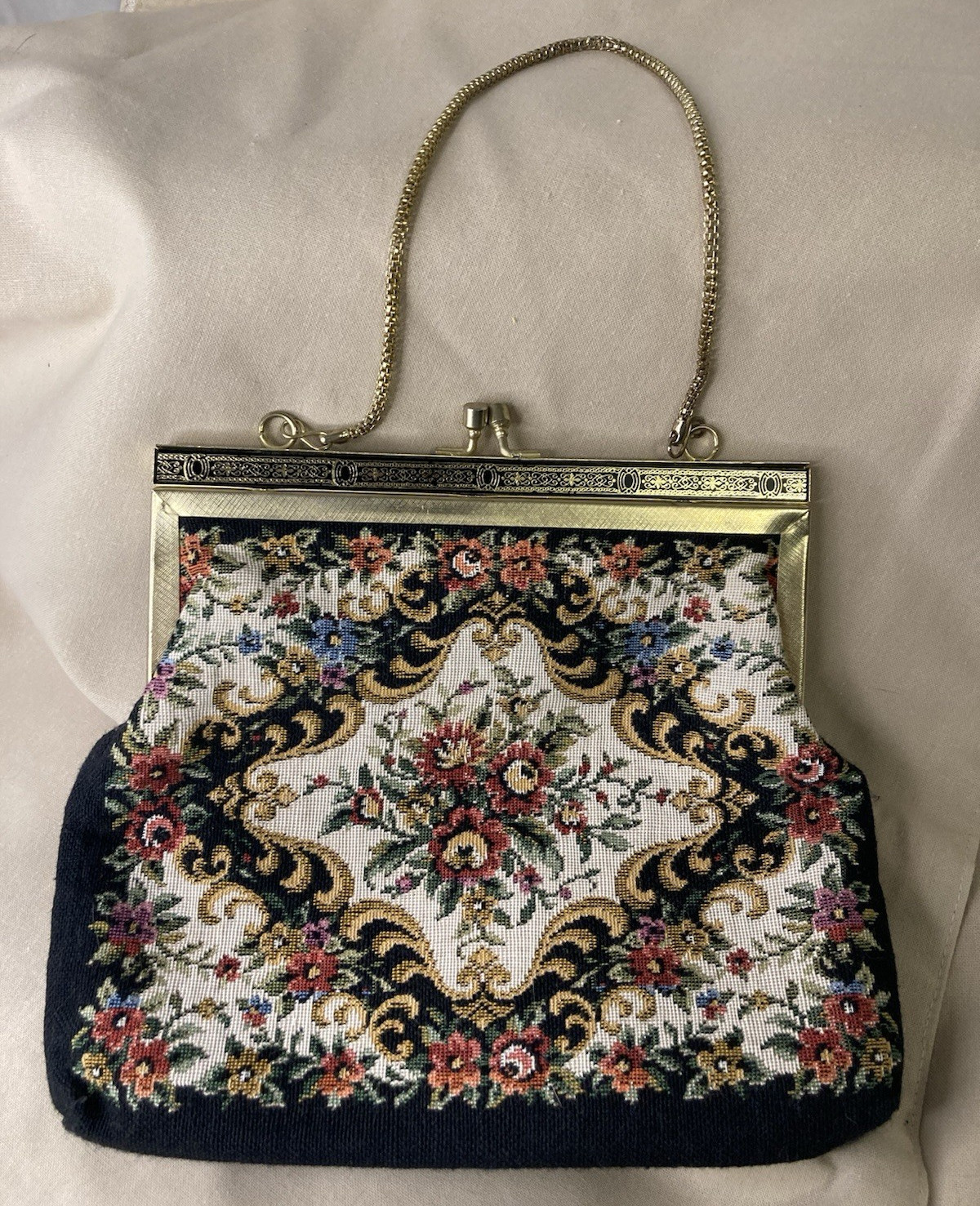Floral Multicolor Kiss Lock Clutch Gold Chain Shoulder Strap Lined Small