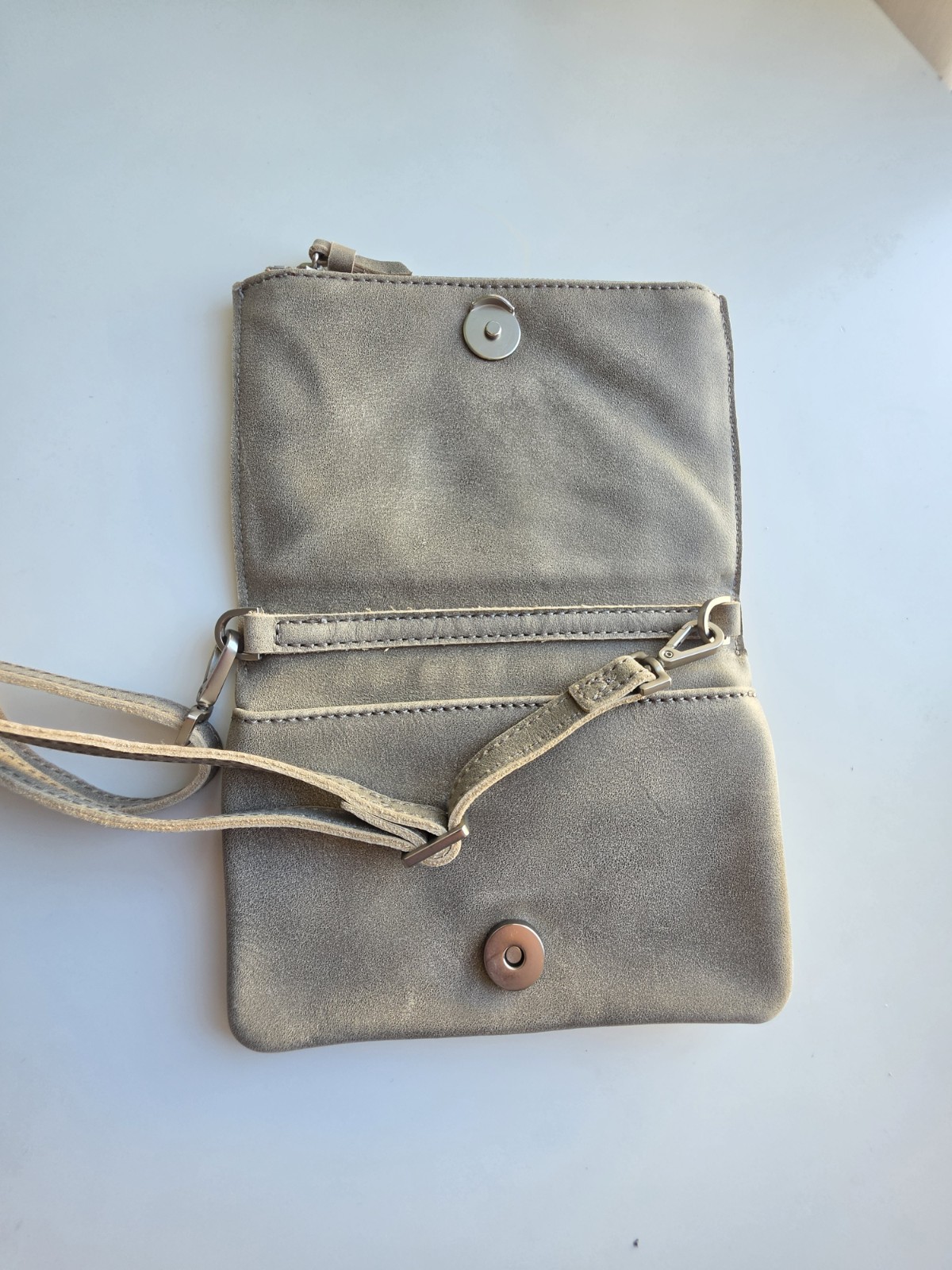Hammitt Levy Crossbody Wallet Leather Fold Over Bag Clutch Purse Studded