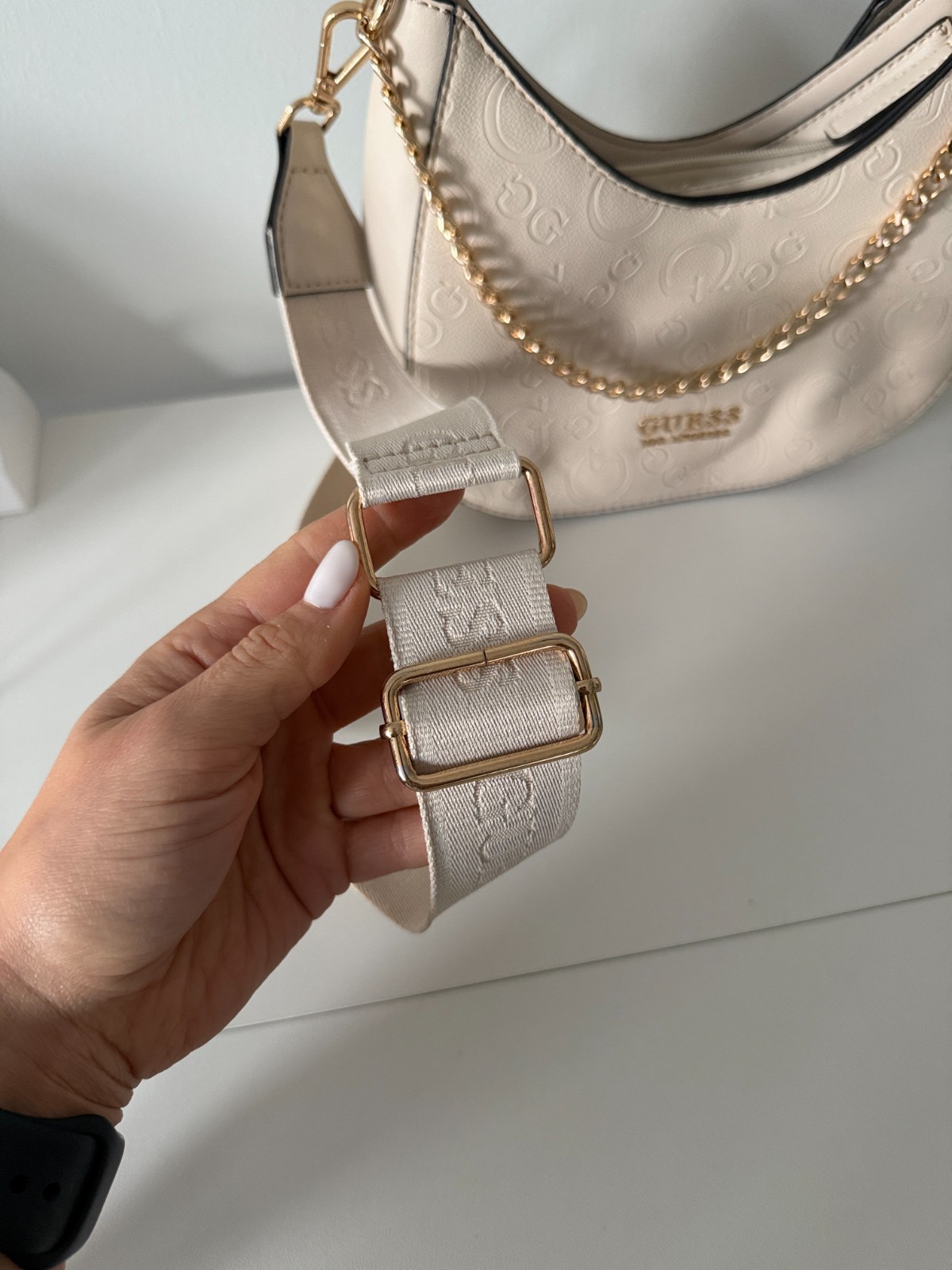 Guess Dagan Convertible Hobo Cream Bag