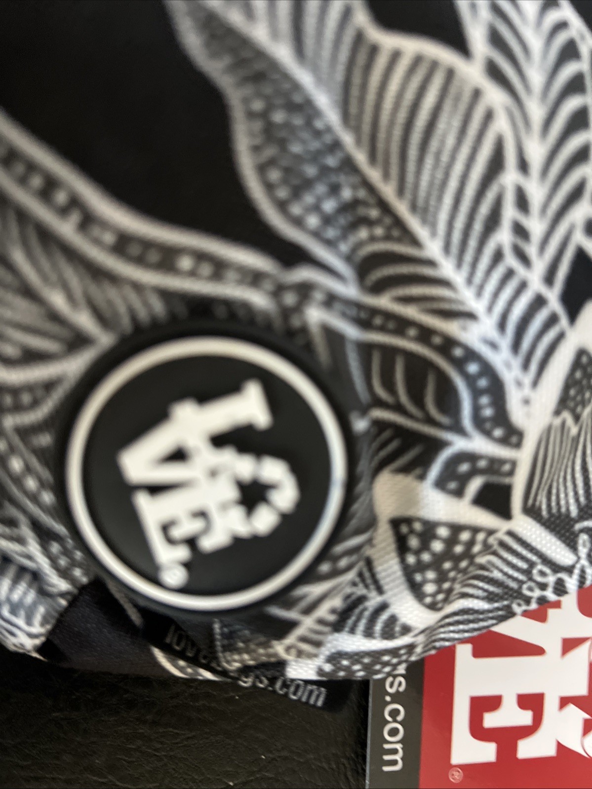LOVE BAGS black white floral zip dark tropics recycled plastic 11×6 NEW NWT