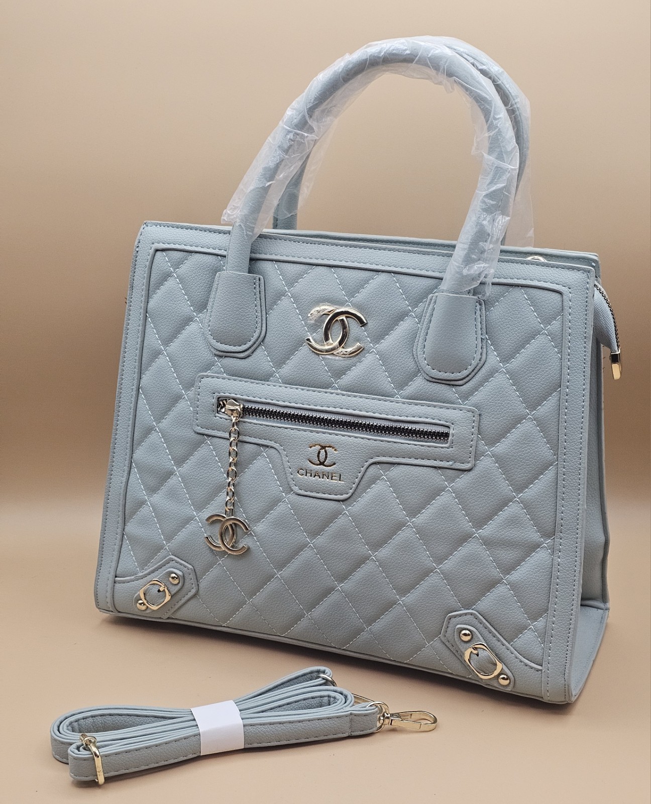 Chanel Pastel Quilted Handbag Business Affinity tote gold Hardware& Clutch. NWOT