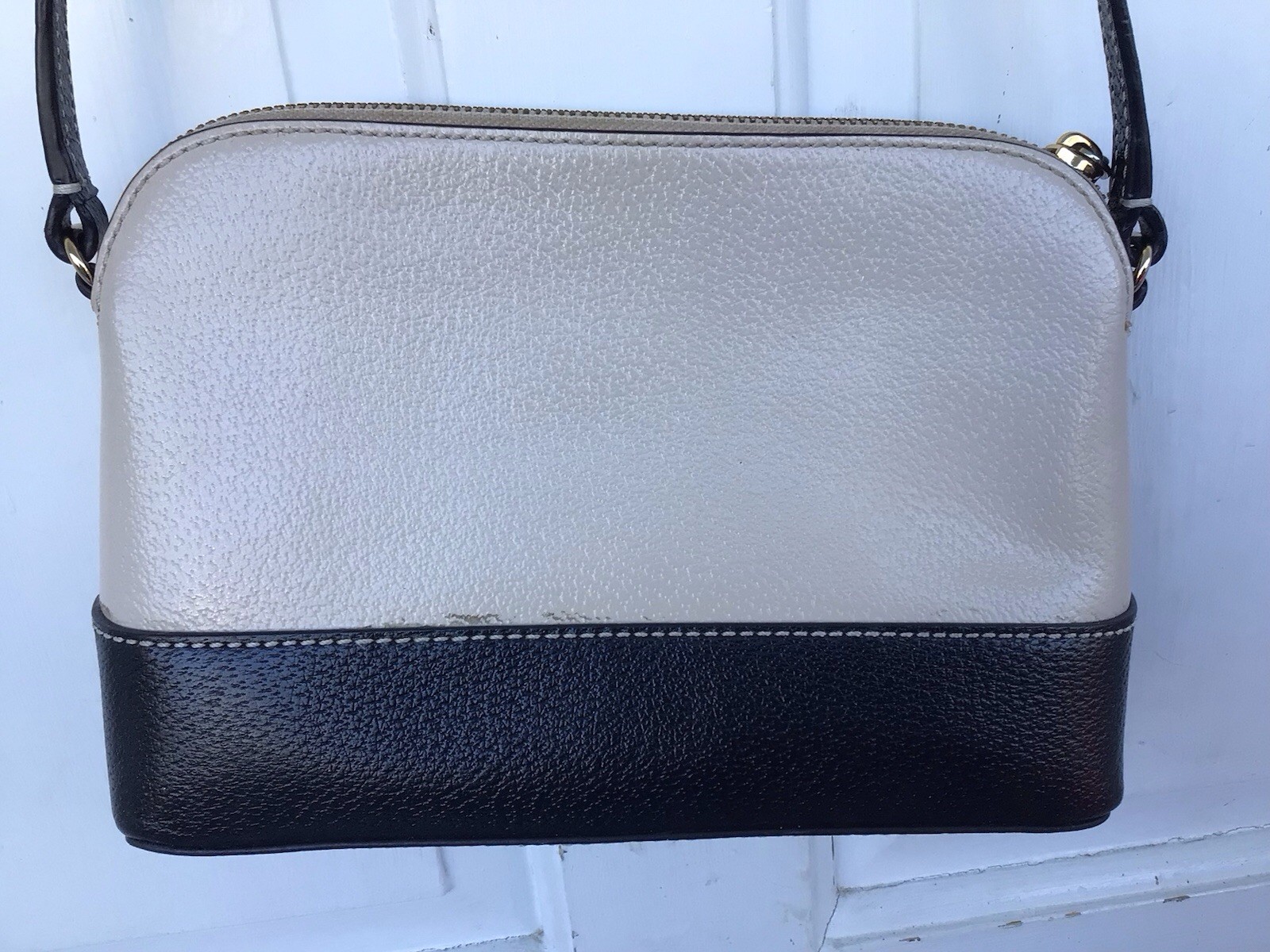 Kate Spade New York Bay Street Hanna Crossbody Bag – Pebbled Leather