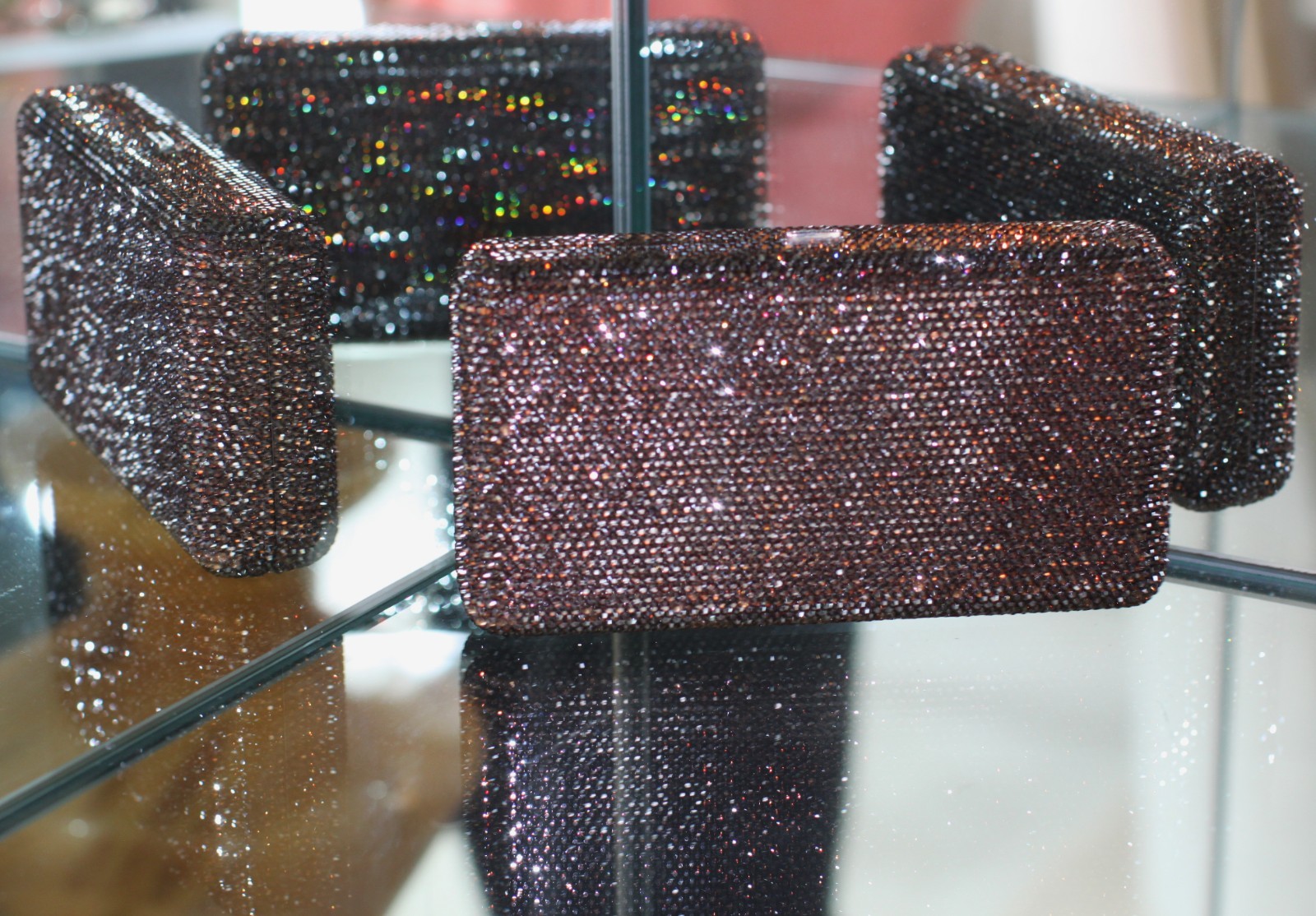 JUDITH LEIBER SWAROVSKI CRYSTAL CHOCOLATE BOX BRONZE BAG MINAUDIERE PURSE SILVER