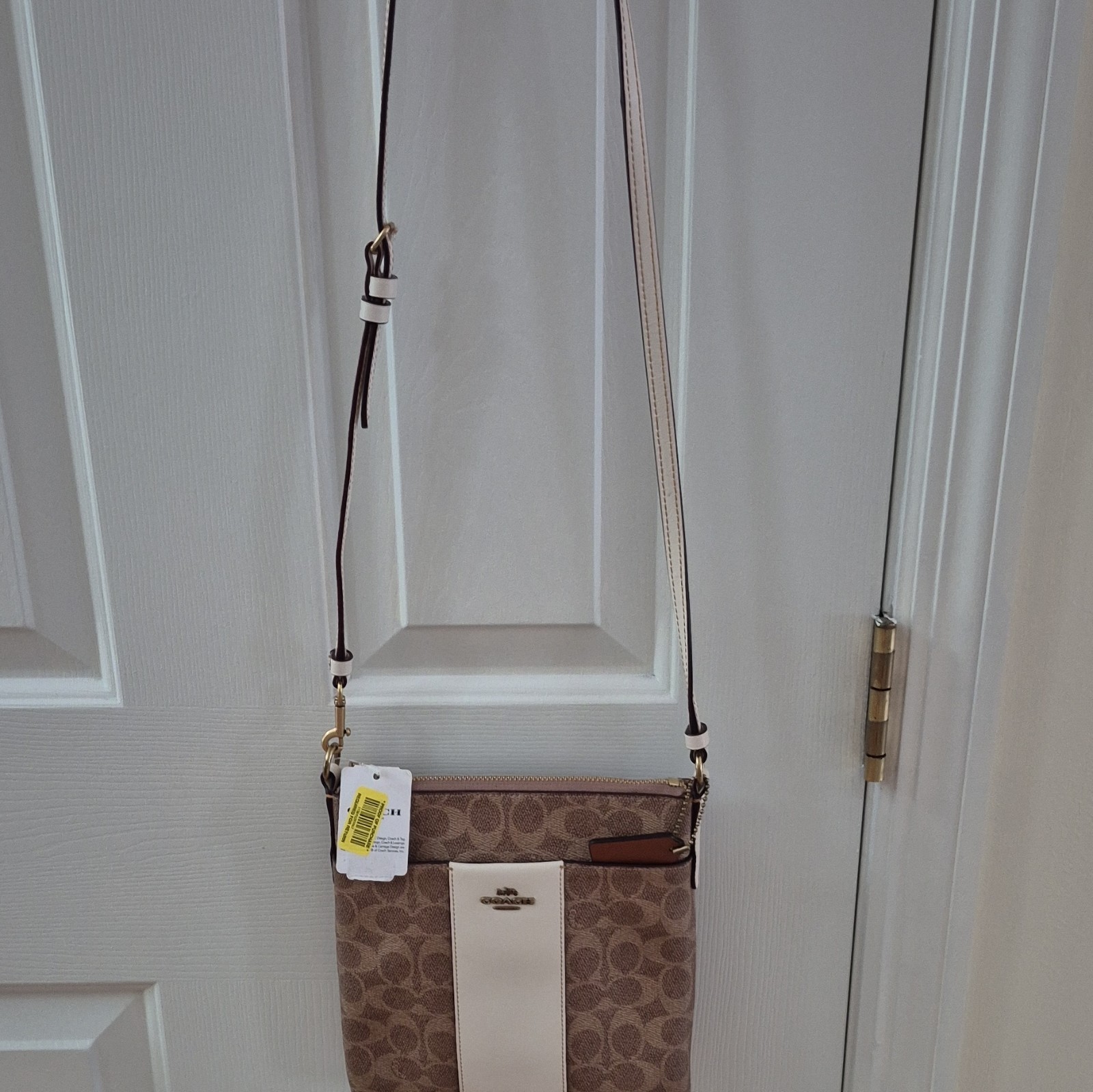 Coach Signature Brown/White Zip Crossbody Bag Detachable Strap