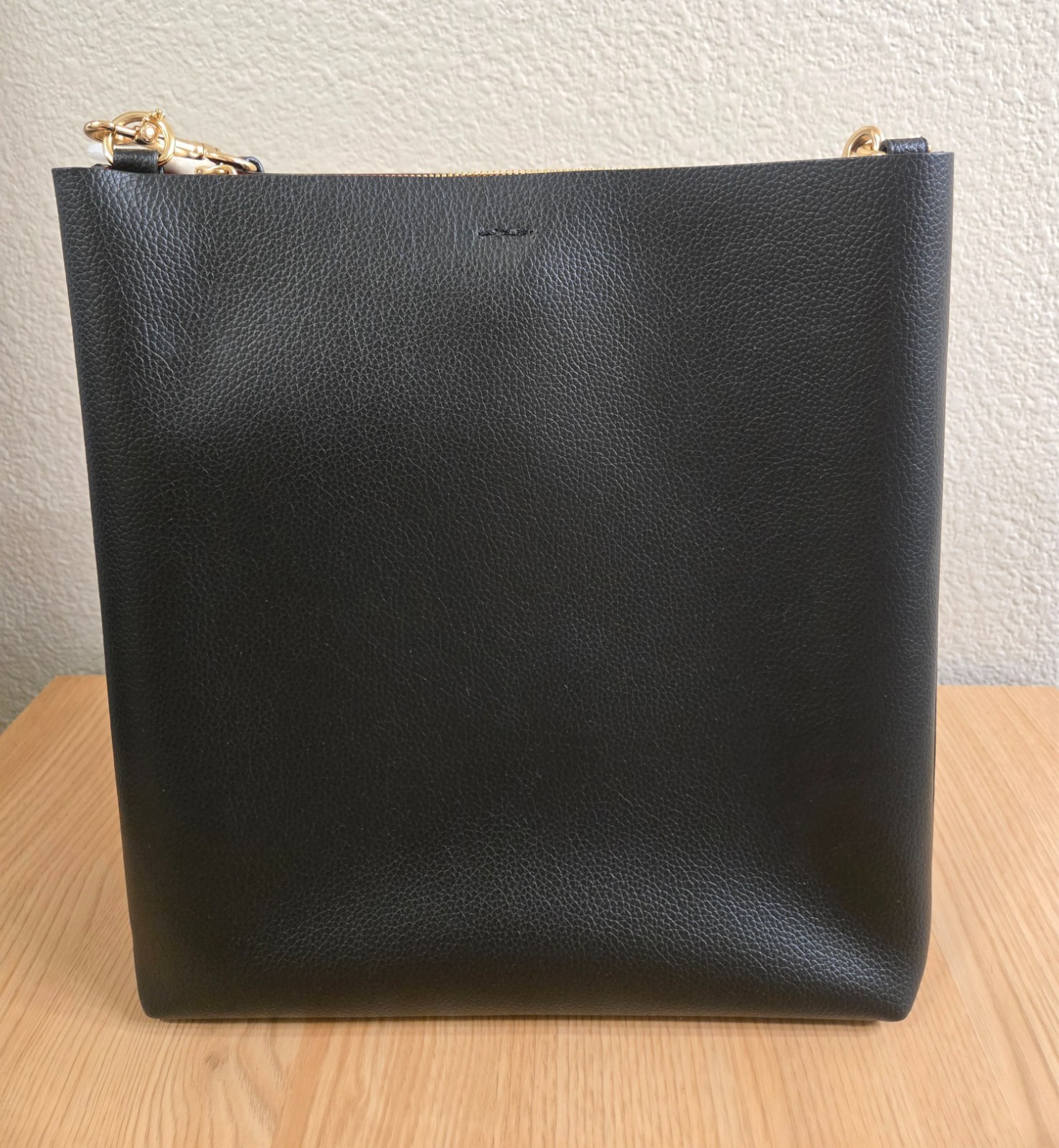 Mollie Bucket Bag 22 COACH CA177 GOLD/BLACK