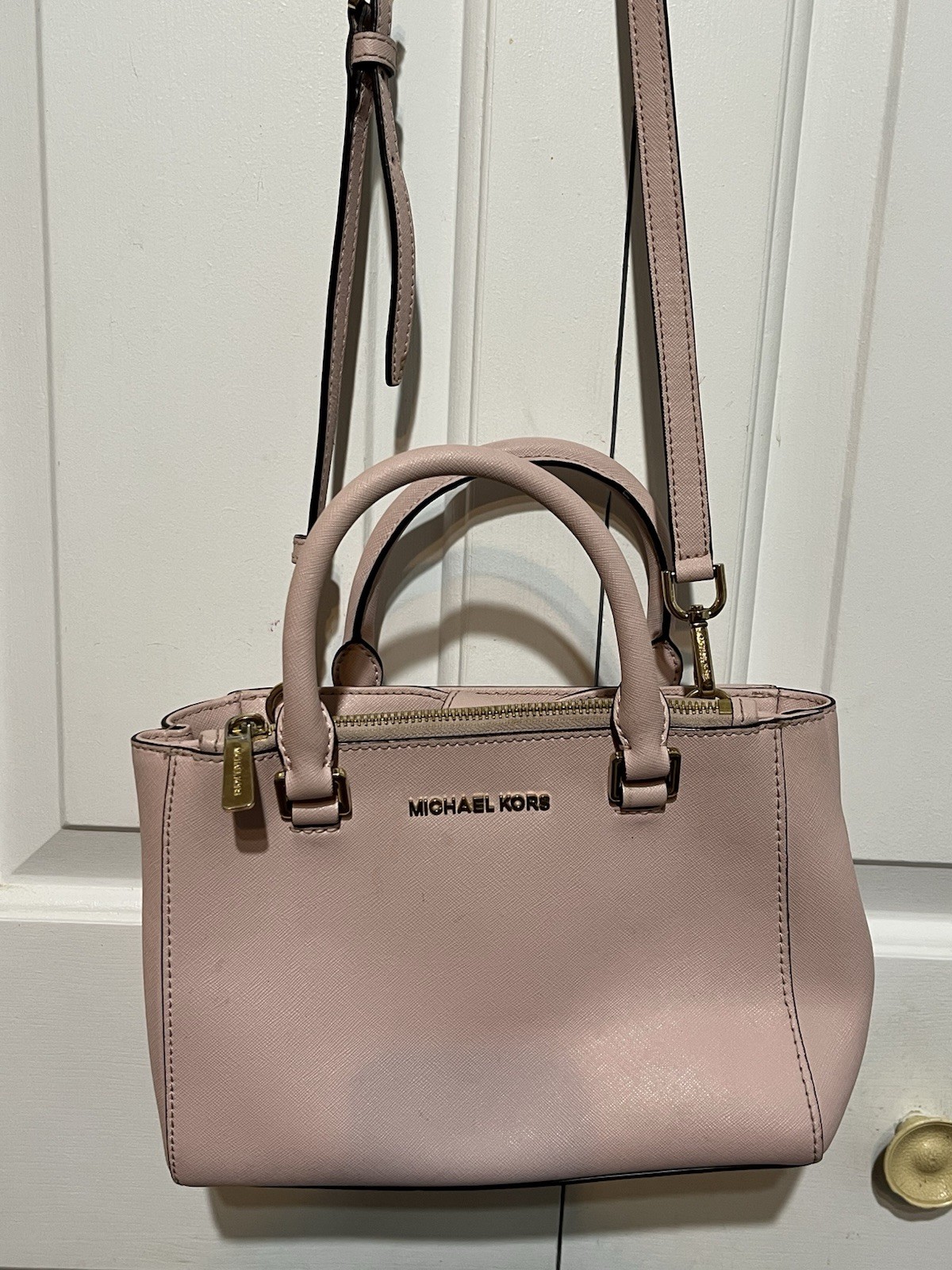 Michael Kors Kellen Leather Pink Purse Shoulder Strap And Handles Satchel