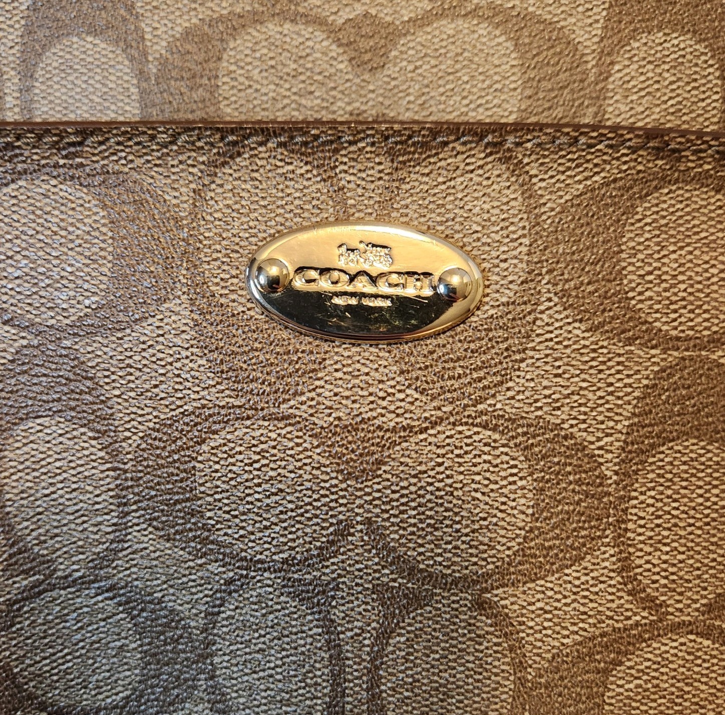COACH F52657 F52619 Signature East West Pop Crossbody Bag Khaki Saddle Brown Set
