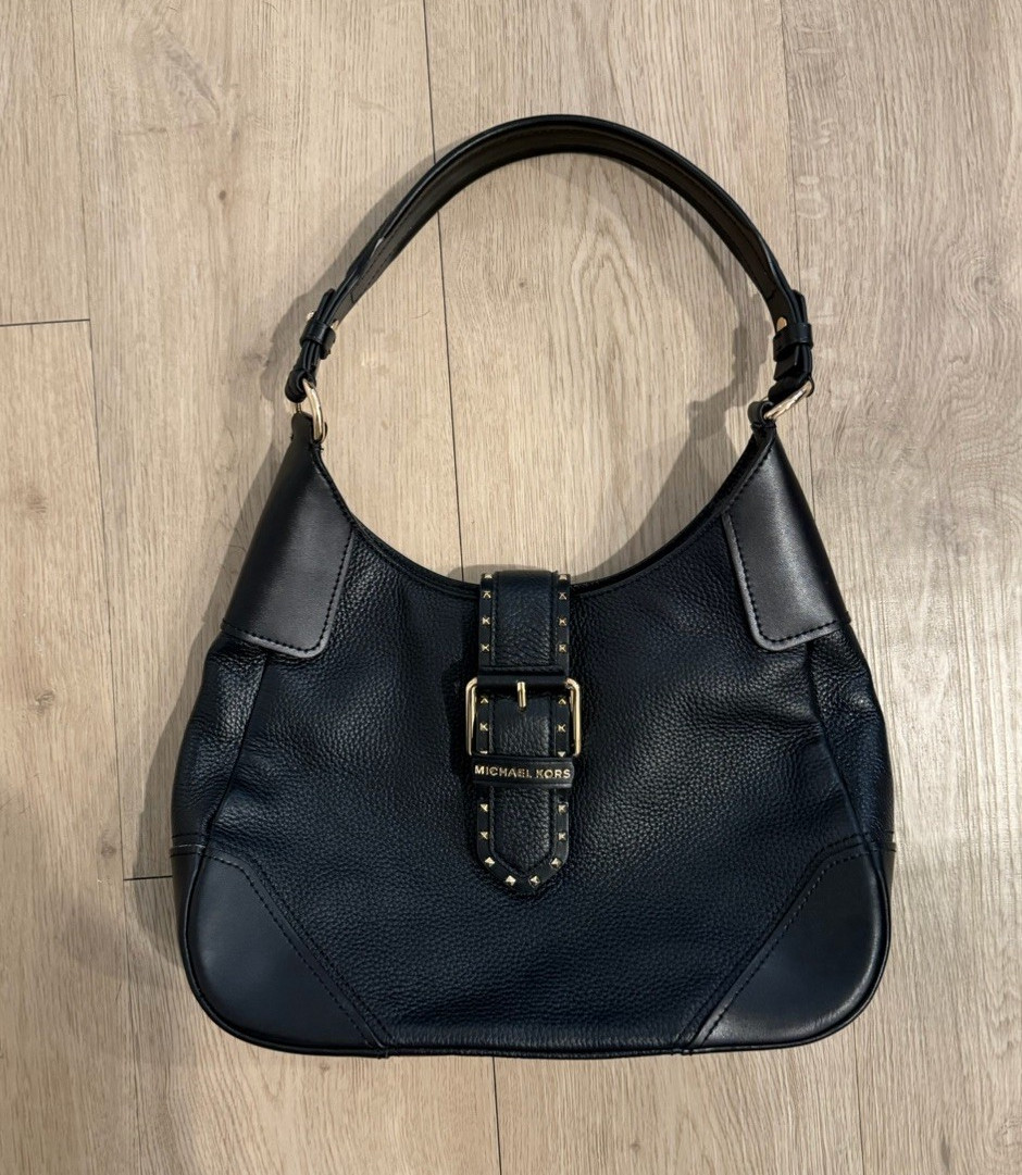 Vintage Michael Kors Lillian Black Pebbled Leather Hobo Shoulder Bag – Gold Stud